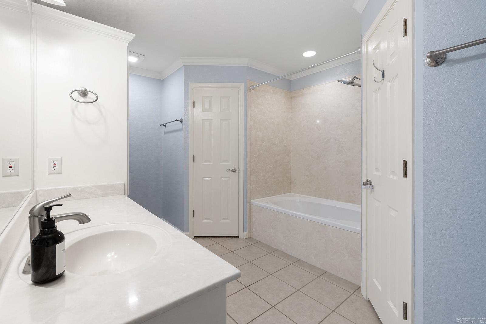 84 Seminole  Austin, AR