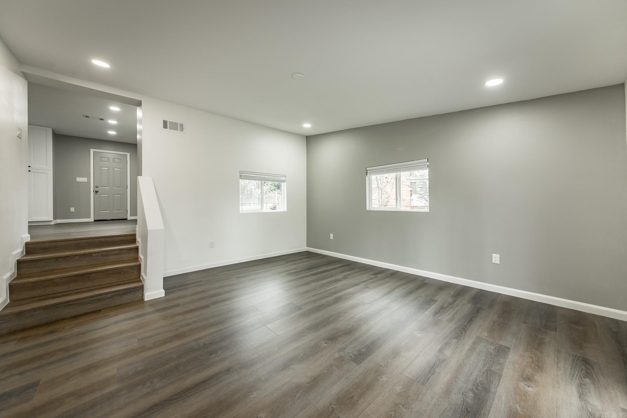 3 Dunfrettin  Sherwood, AR