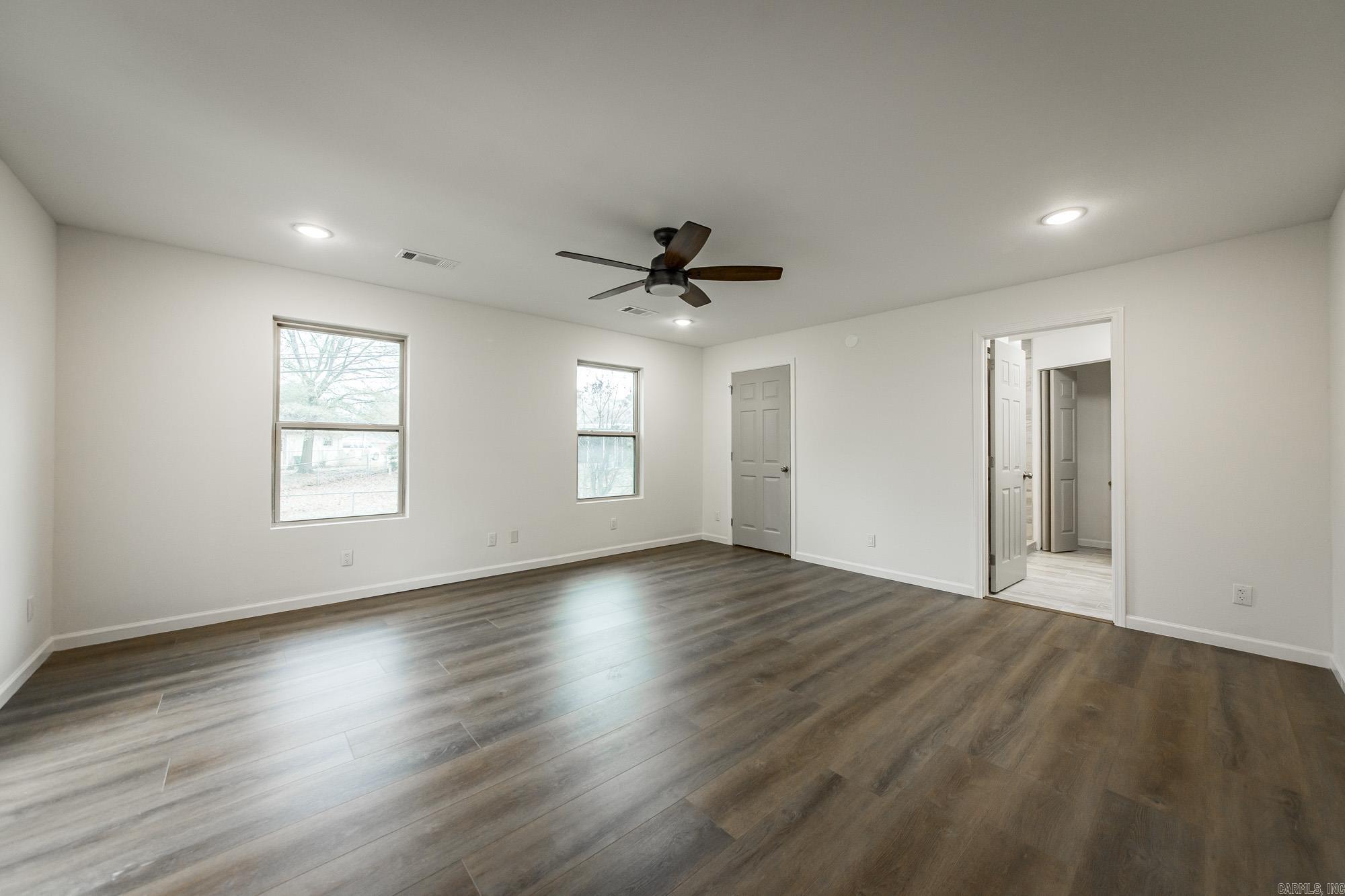 3 Dunfrettin  Sherwood, AR