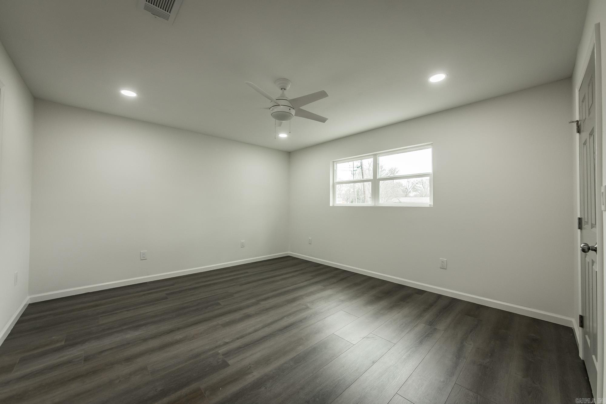 3 Dunfrettin  Sherwood, AR