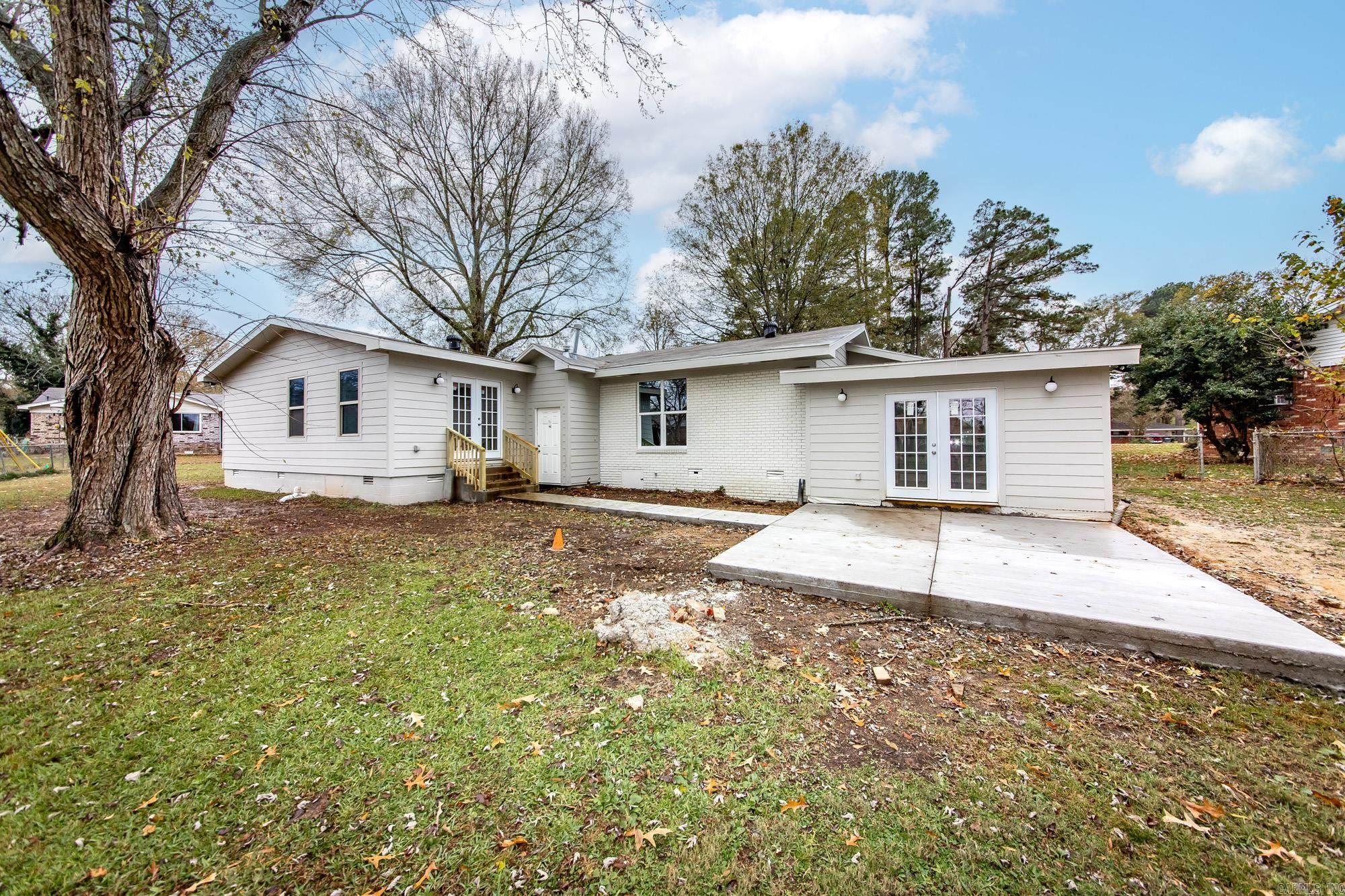 3 Dunfrettin  Sherwood, AR