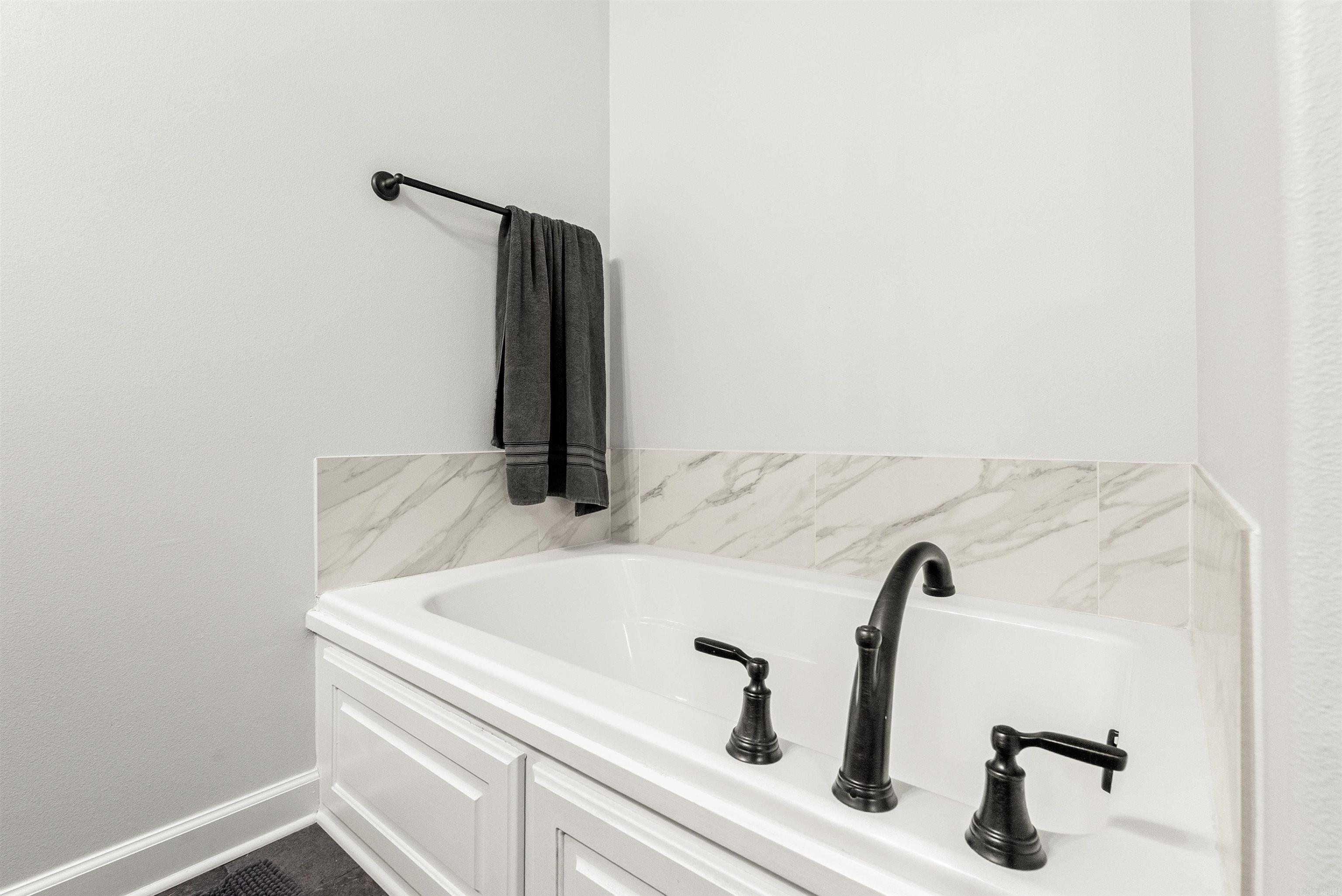 104 Hayden Dr Beebe, AR 72012