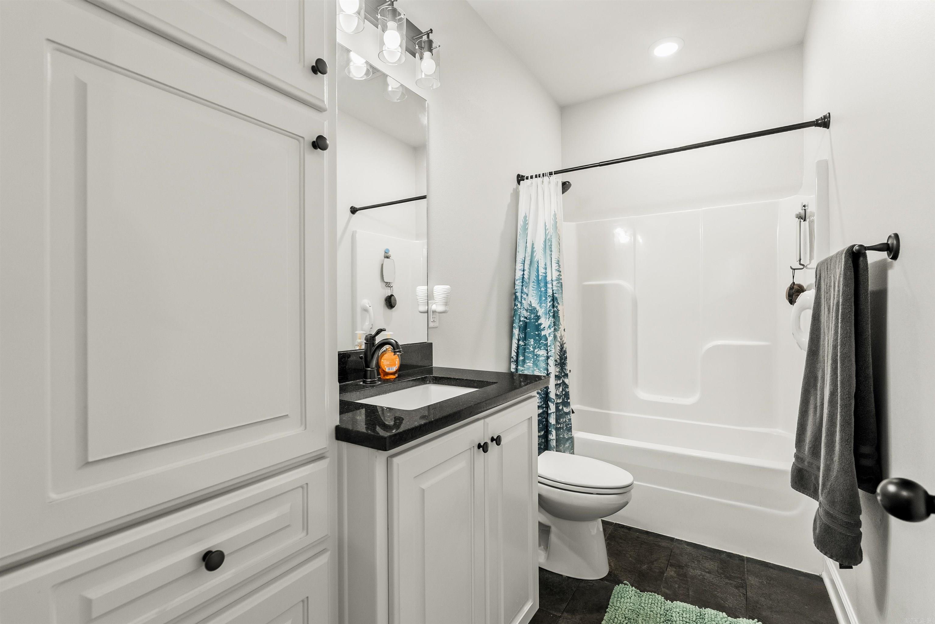 104 Hayden Dr  Beebe, AR