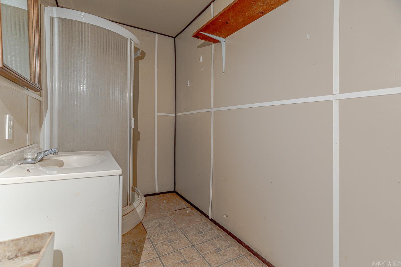 420 Oakwood Ave  McDougal, AR