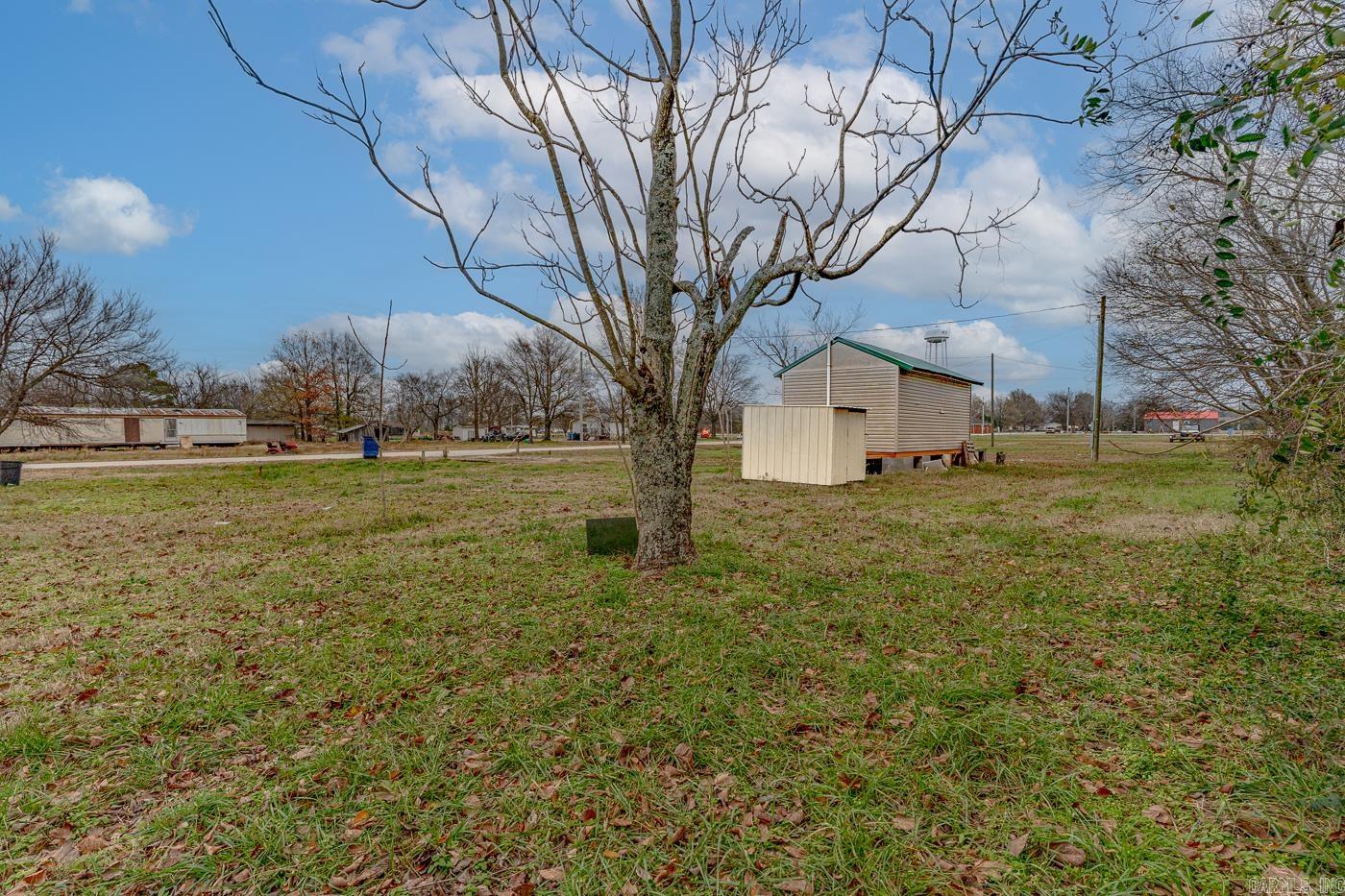 420 Oakwood Ave  McDougal, AR