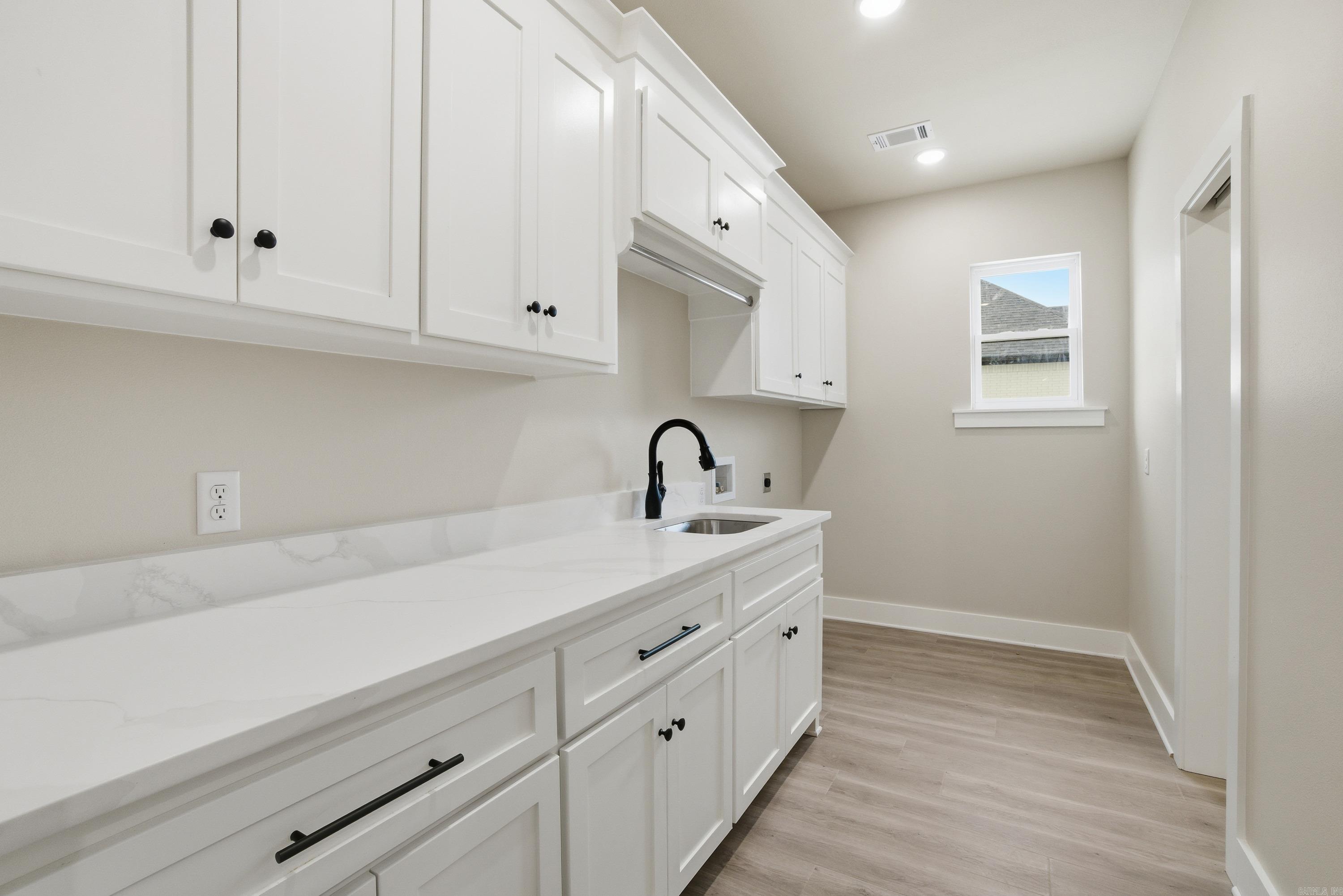 65 Emerald Lane  Greers Ferry, AR