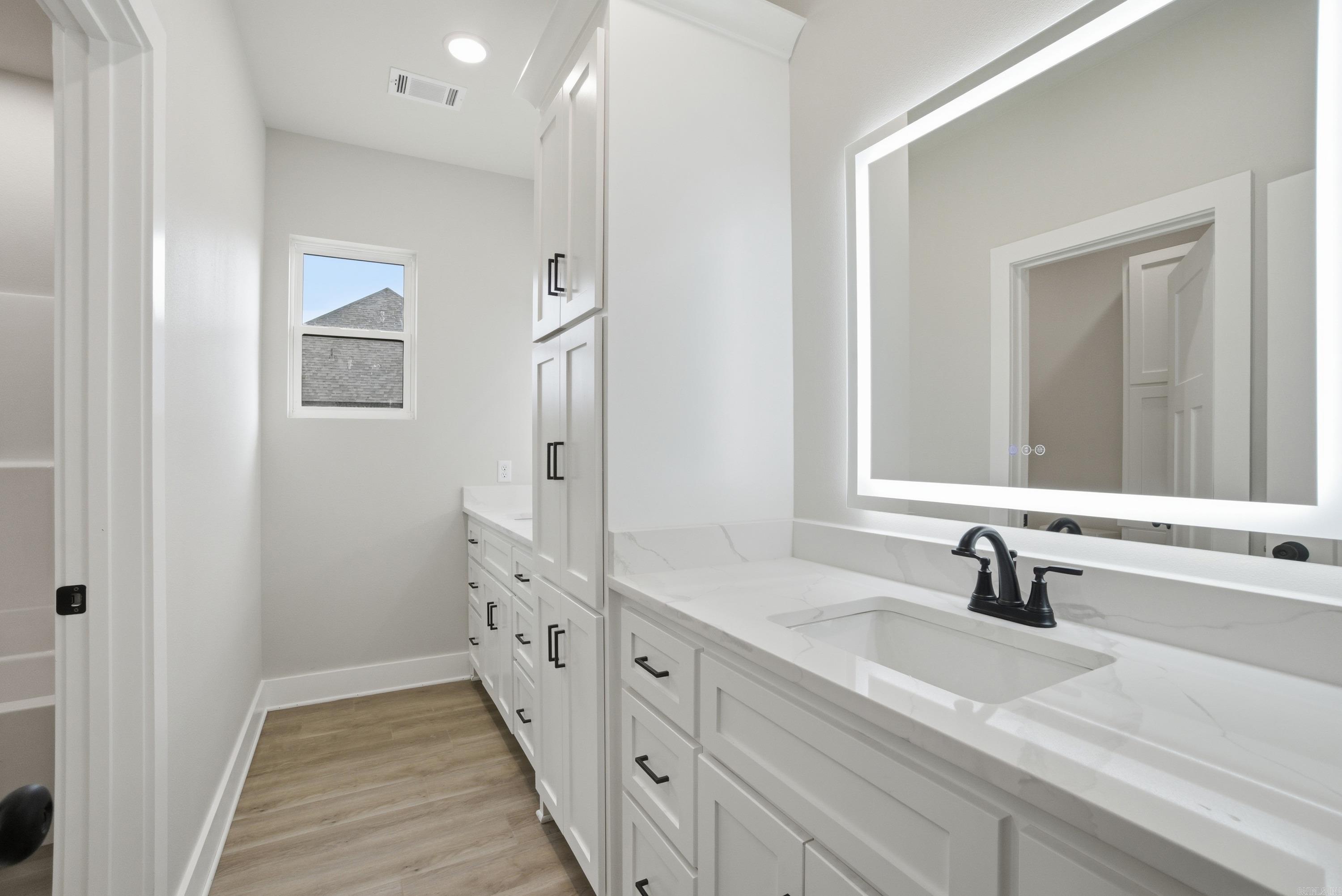 65 Emerald Lane  Greers Ferry, AR