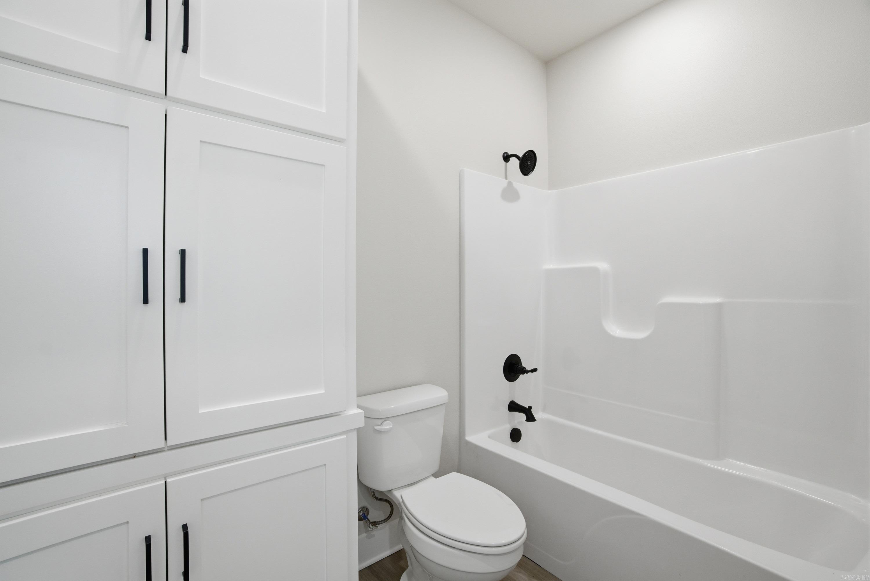 65 Emerald Lane  Greers Ferry, AR