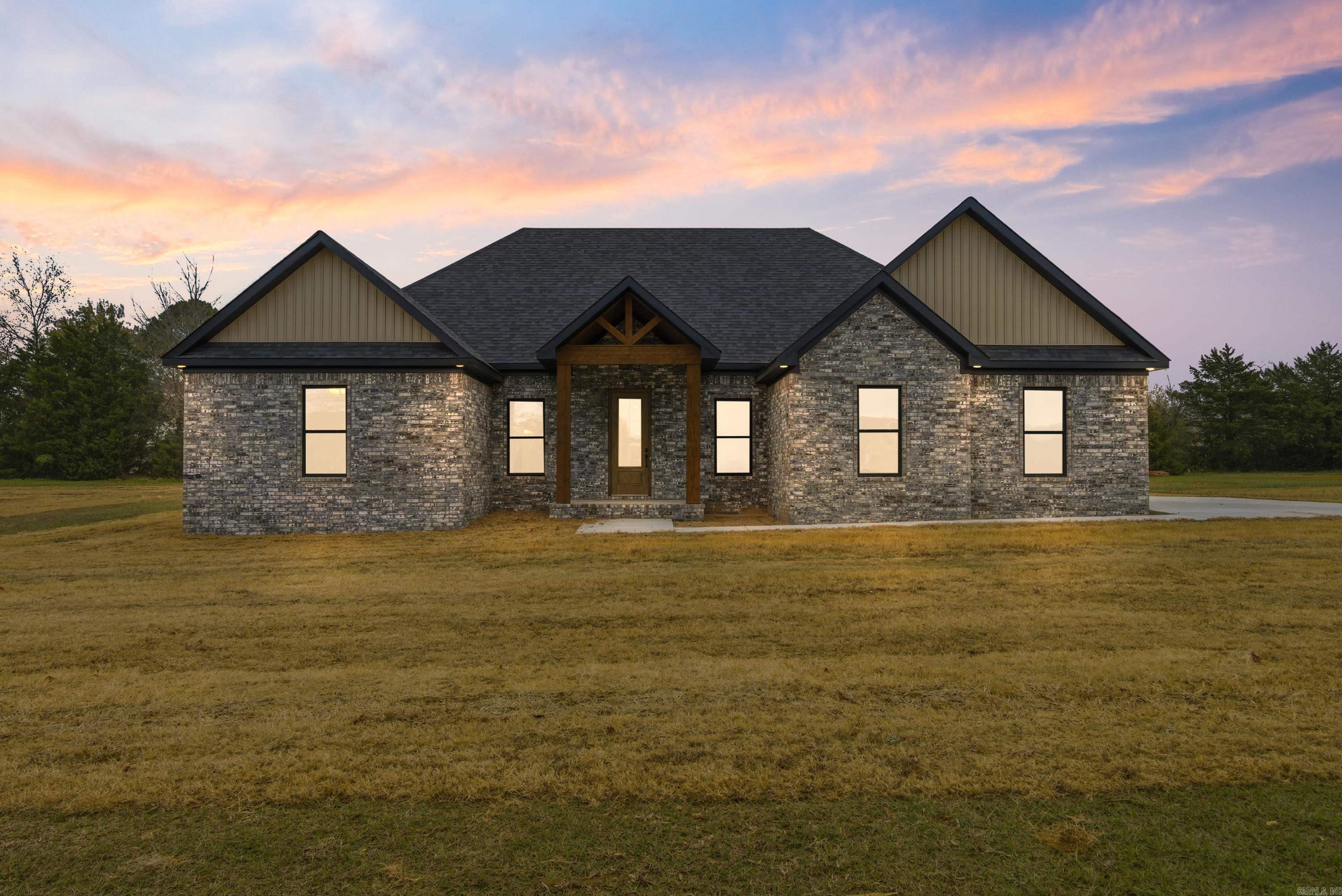 75 Emerald Lane  Greers Ferry, AR