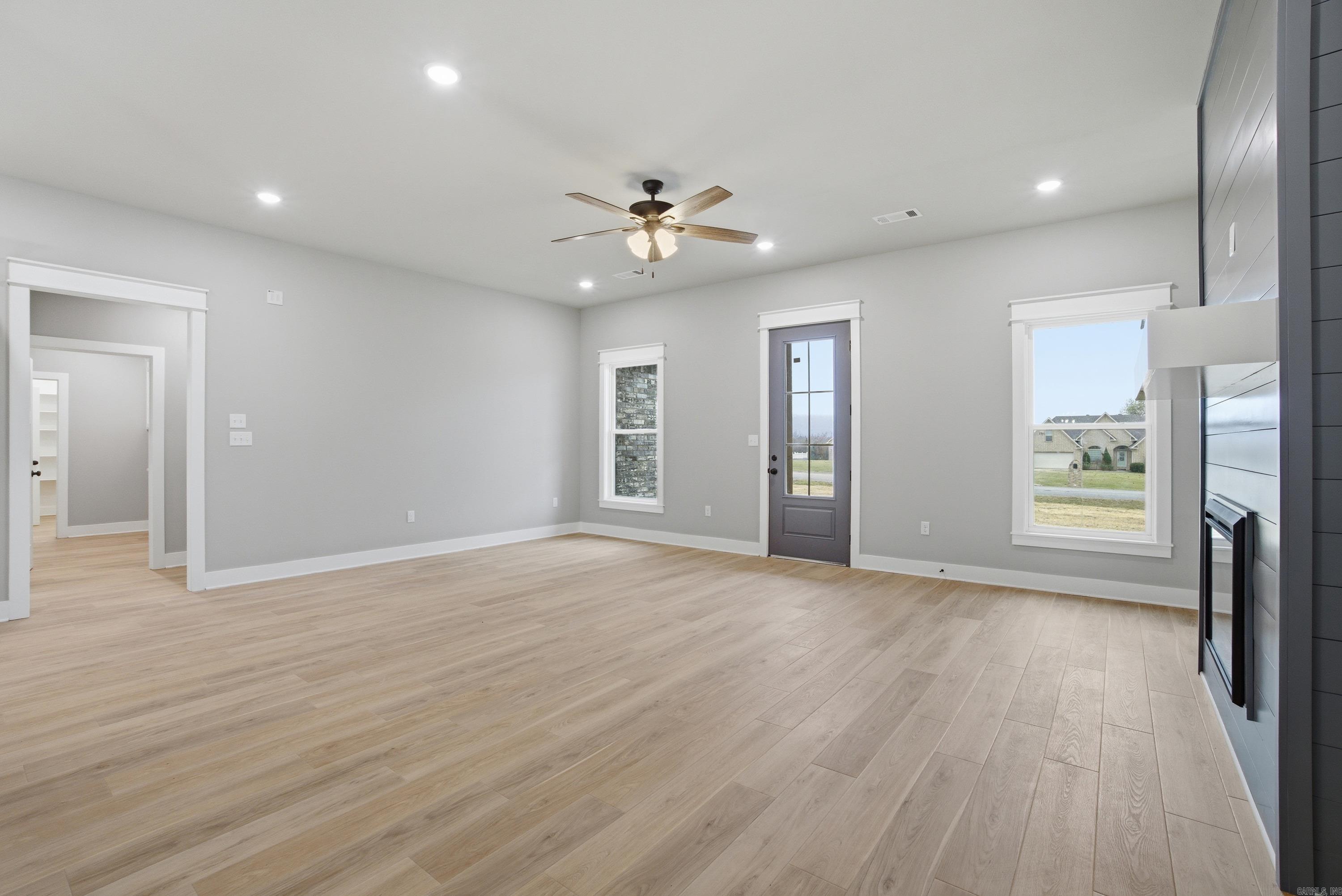 75 Emerald Lane  Greers Ferry, AR