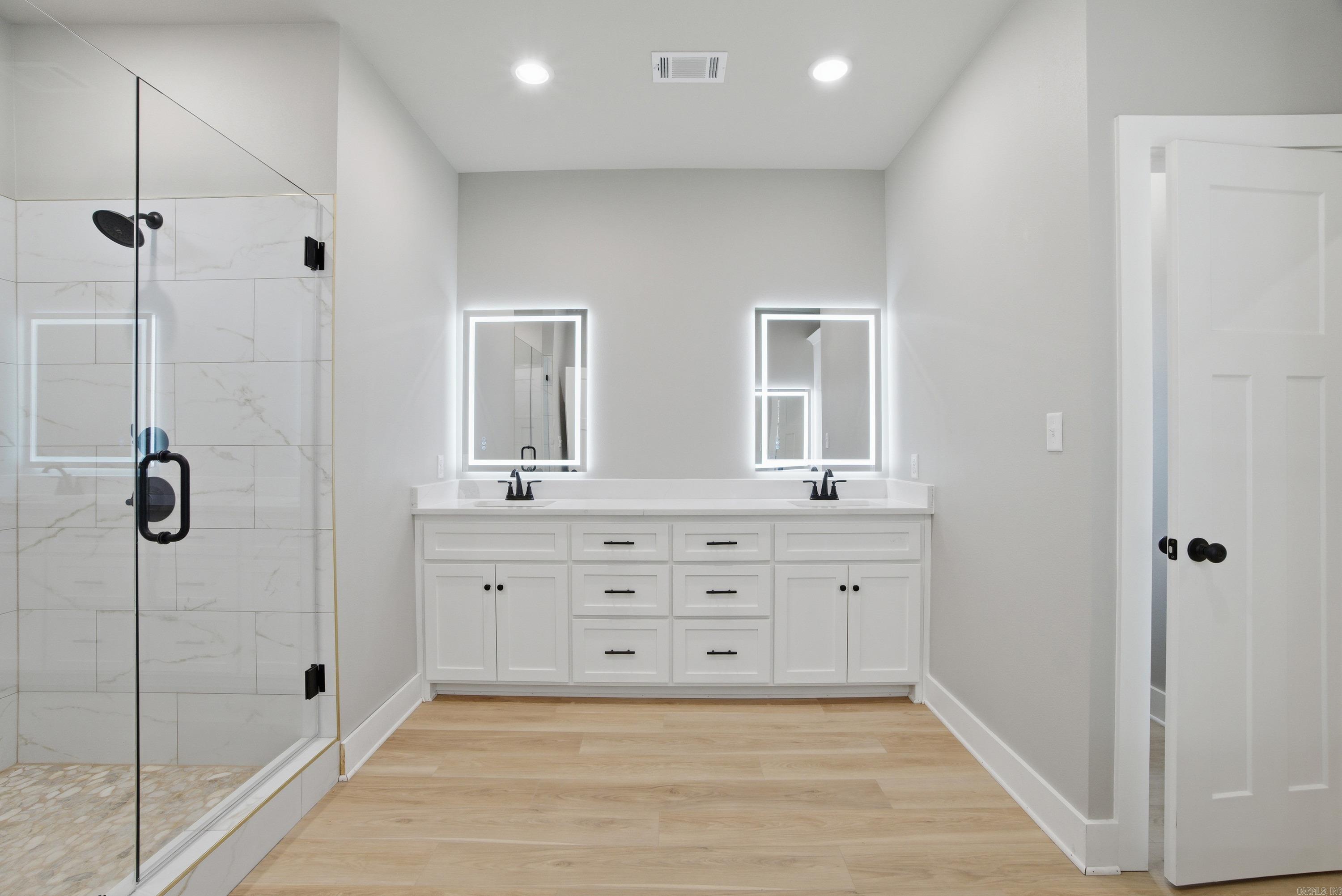 75 Emerald Lane  Greers Ferry, AR