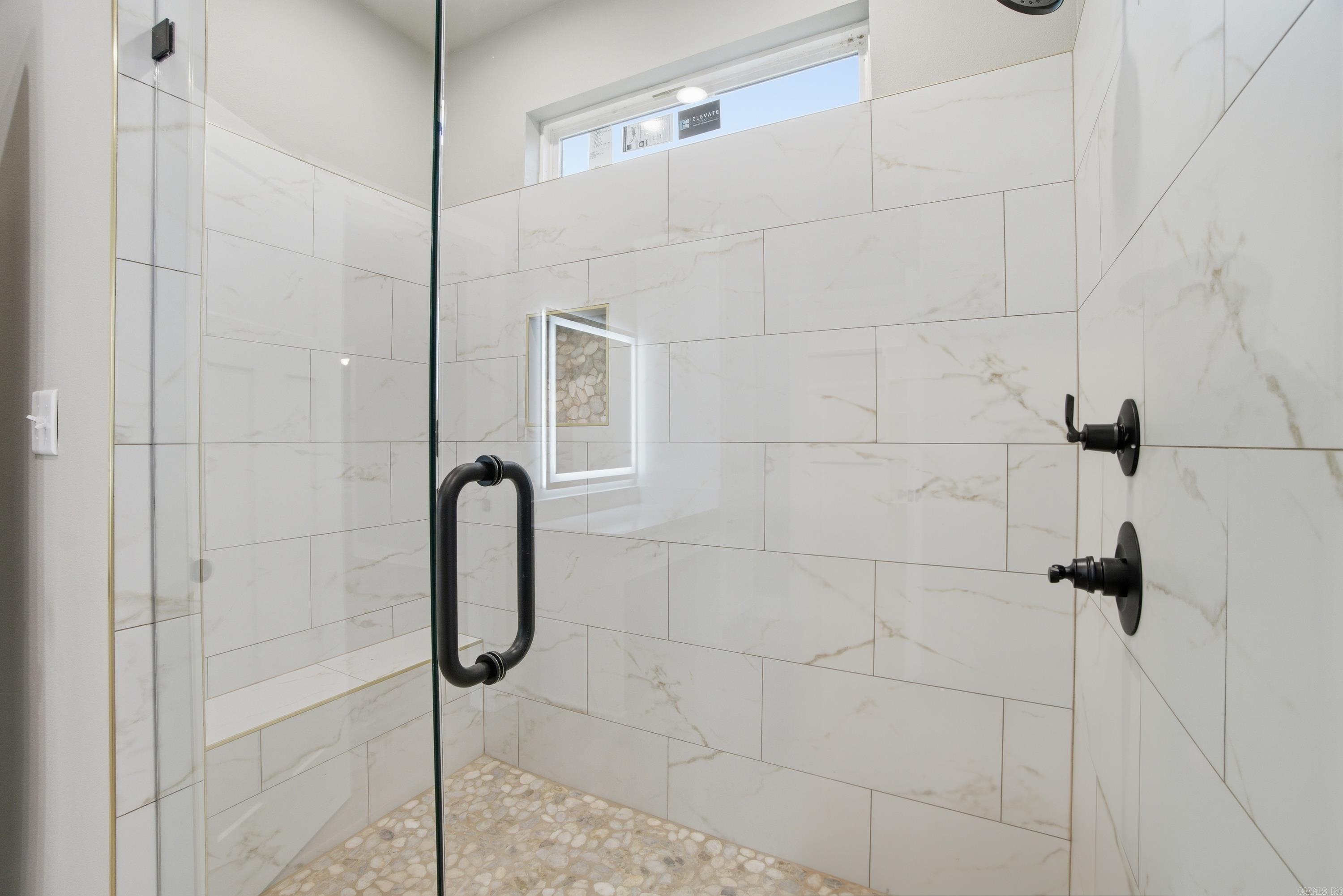 75 Emerald Lane  Greers Ferry, AR