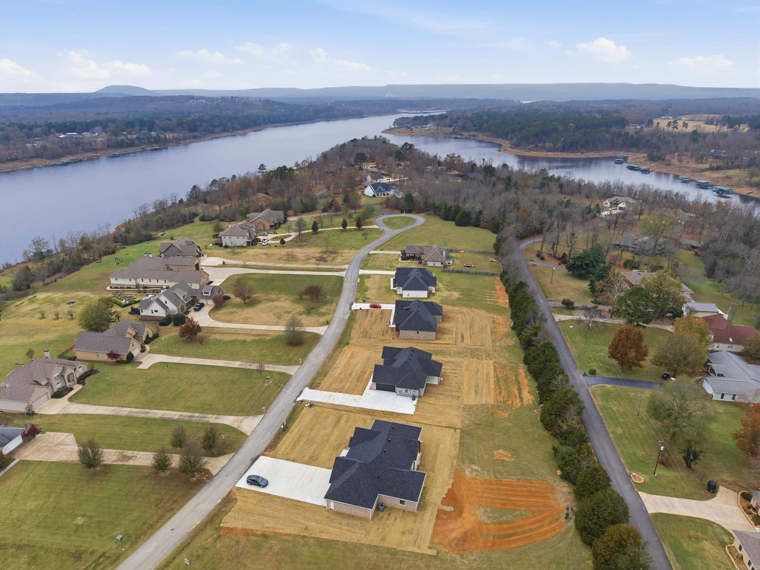 75 Emerald Lane  Greers Ferry, AR