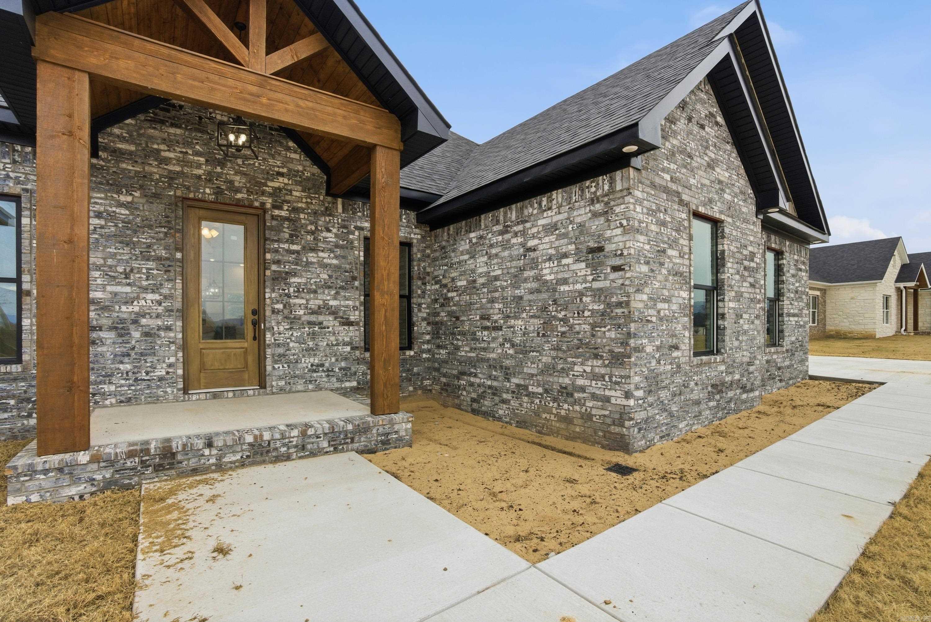 75 Emerald Lane  Greers Ferry, AR