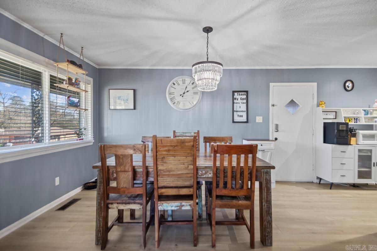 8225 Bronco  Sherwood, AR