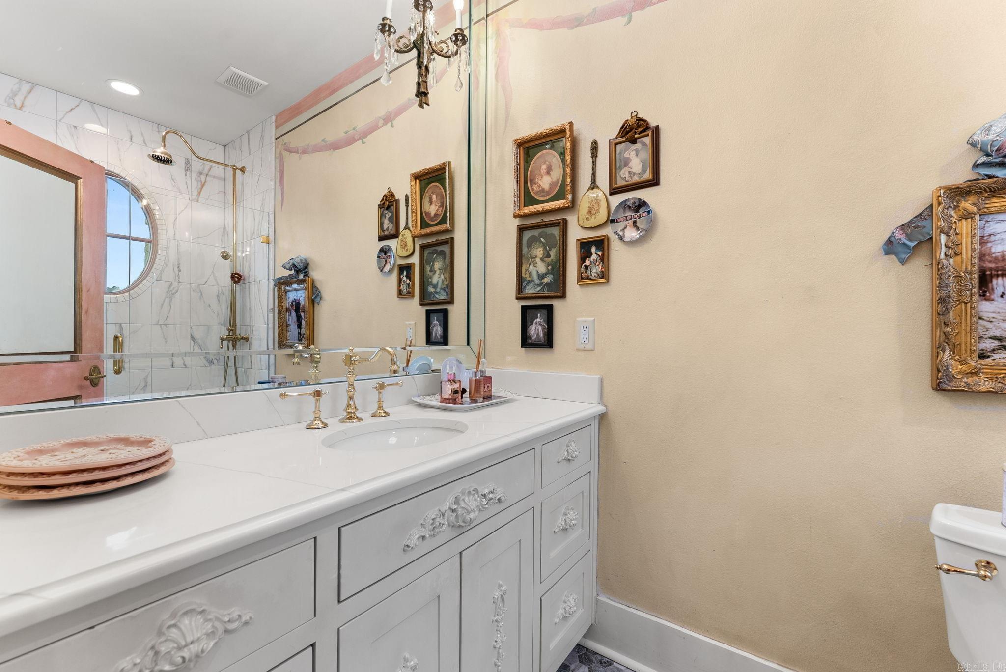 179 Goshen Valley  Mayflower, AR