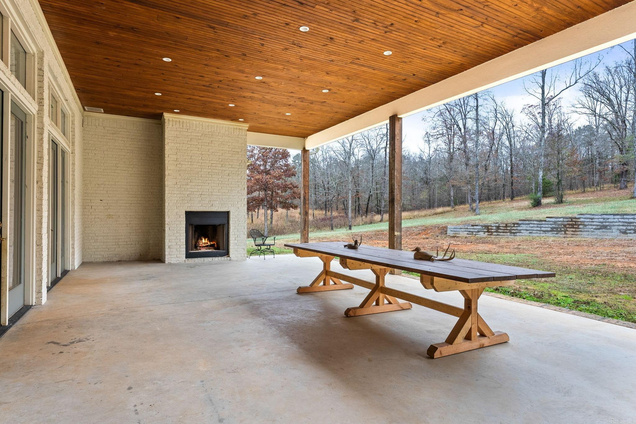 179 Goshen Valley  Mayflower, AR