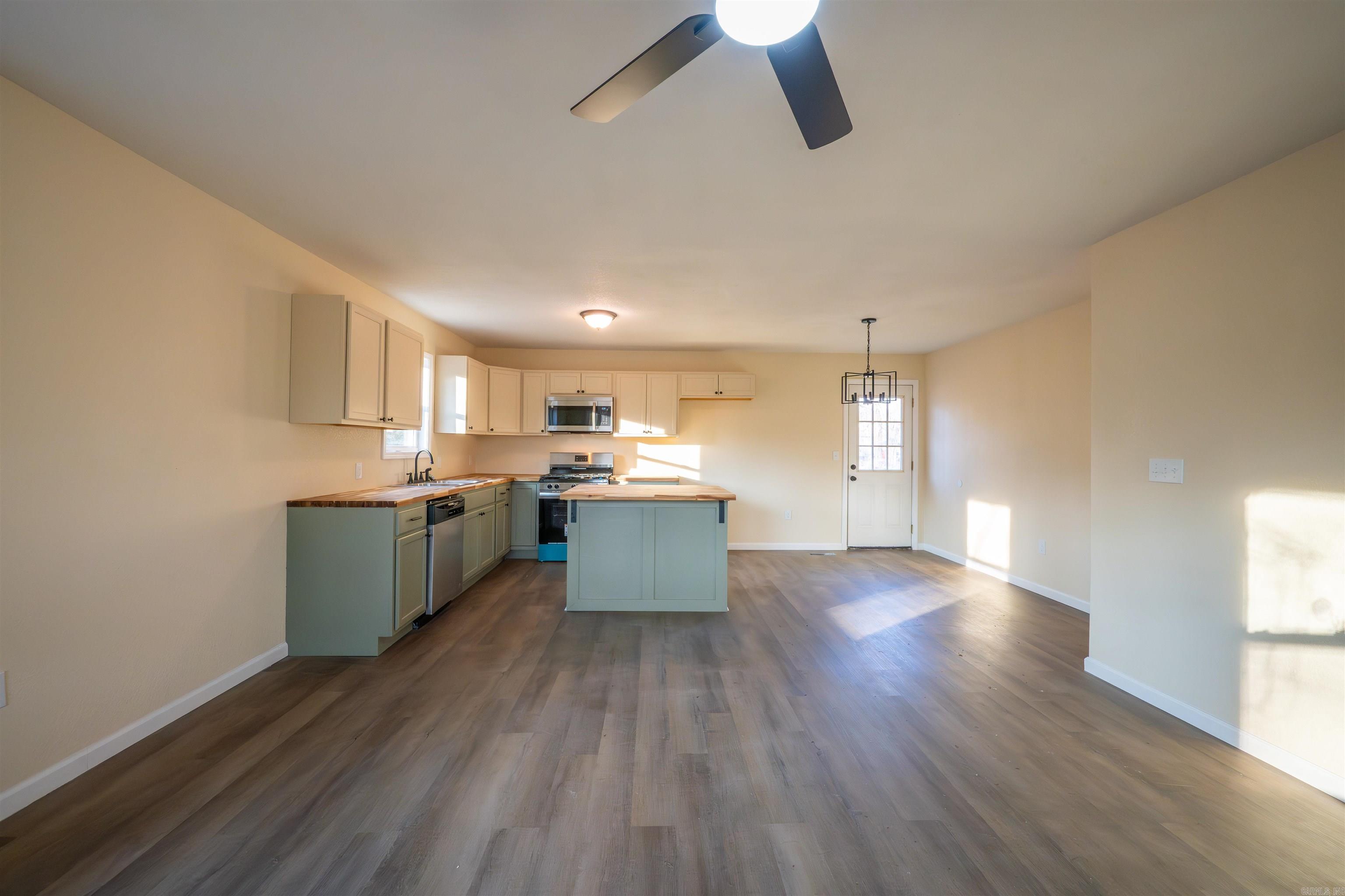 59 1st  Mount Pleasant, AR