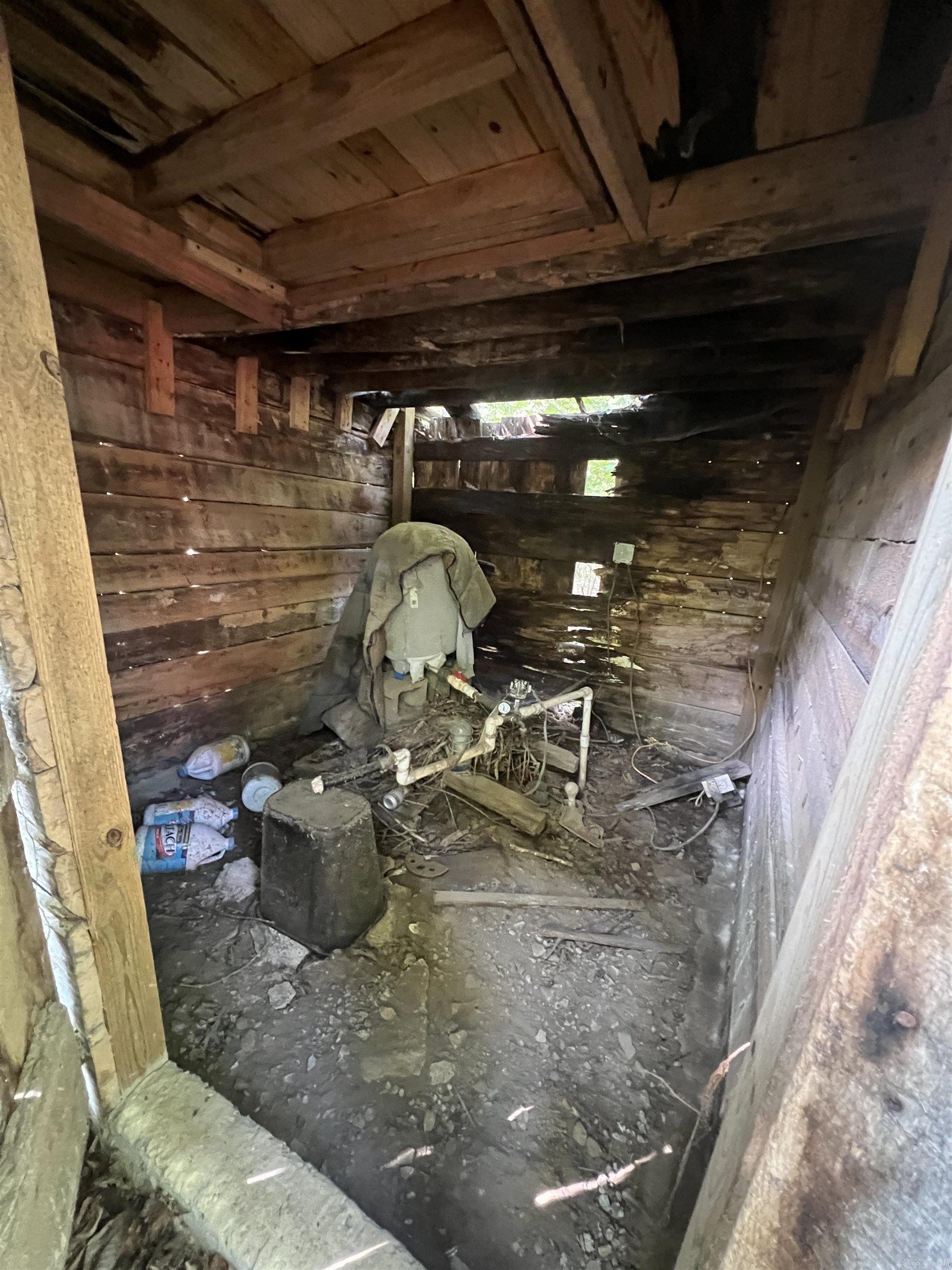 150 Woopsee  Leslie, AR