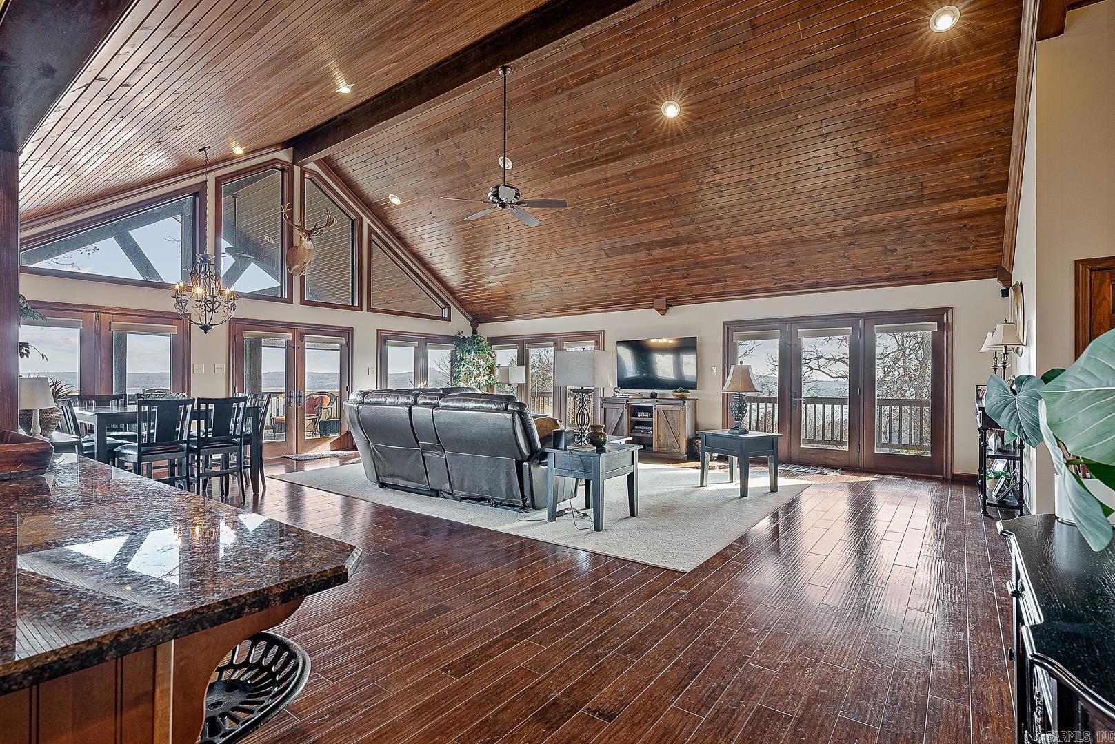 312 County Road  Mountain Home, AR