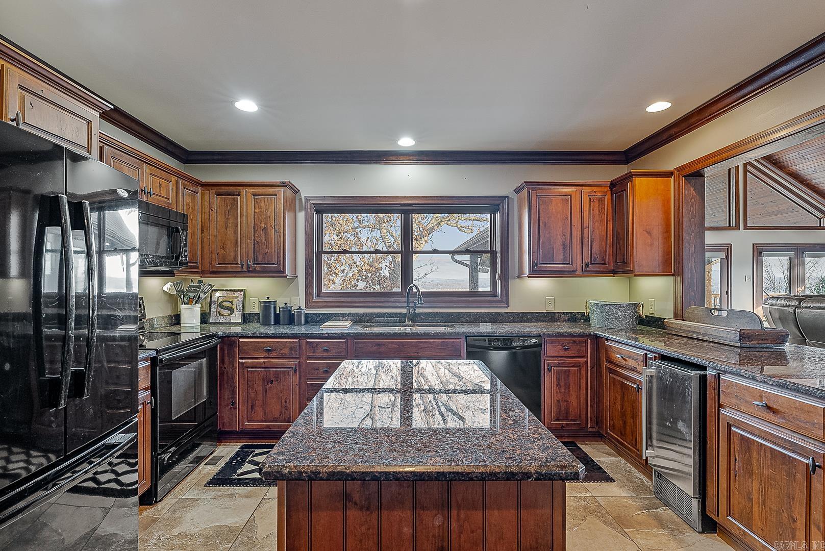 312 County Road  Mountain Home, AR