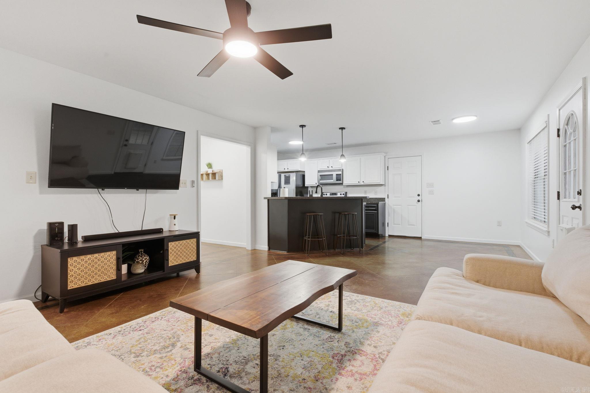 1365 Woodside Dr  Conway, AR