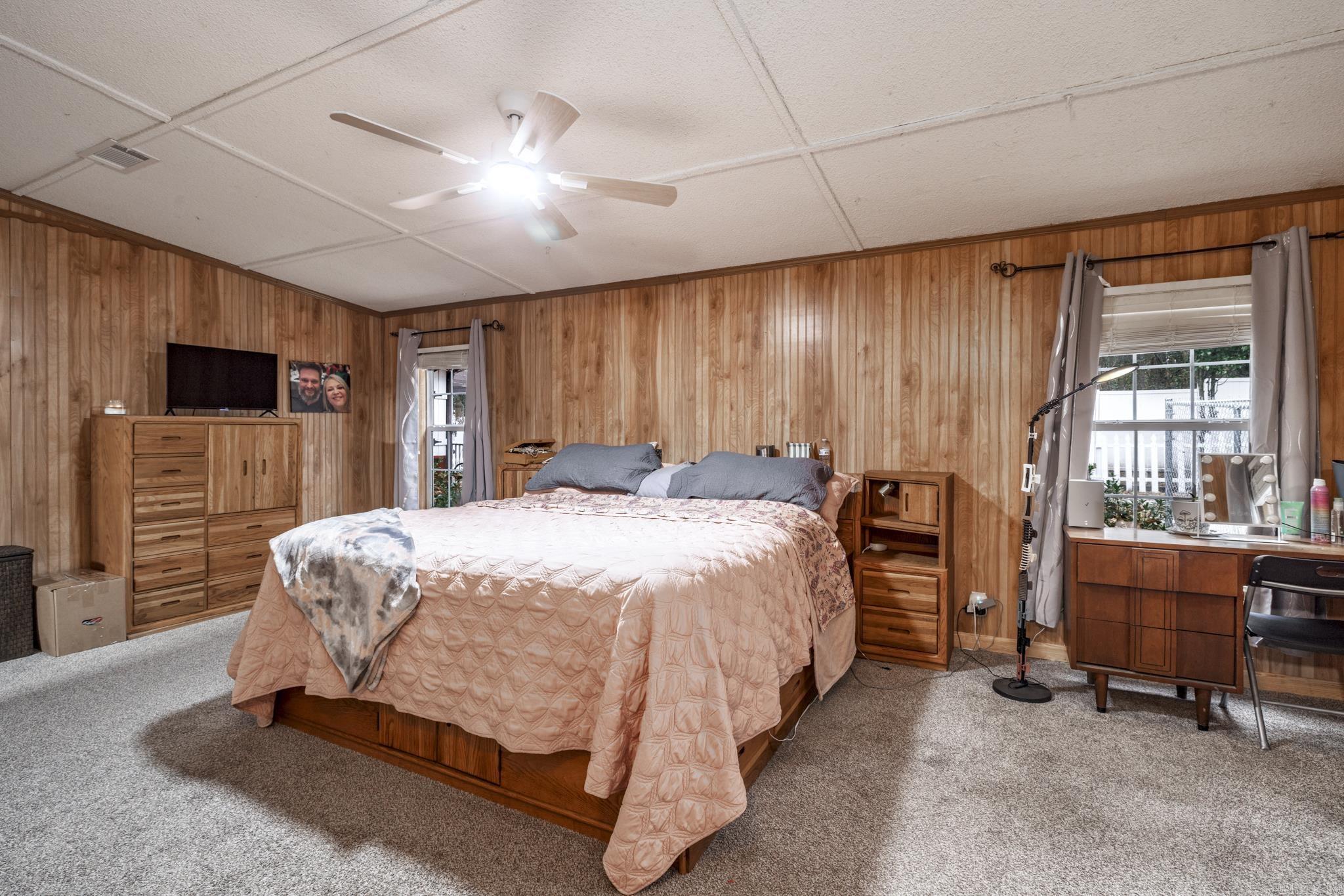 684 E Nix Rd  Rockport, AR