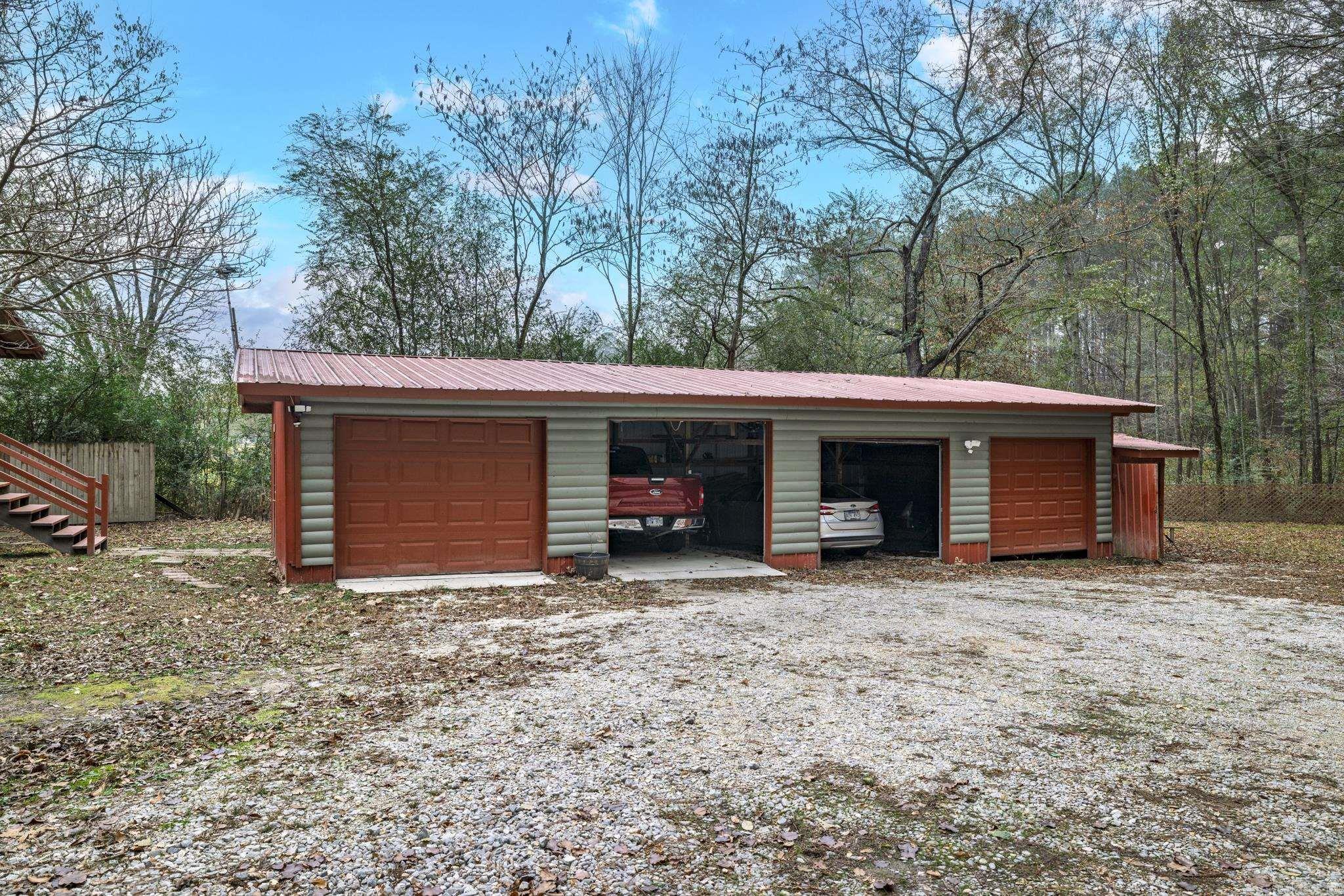 684 E Nix Rd  Rockport, AR