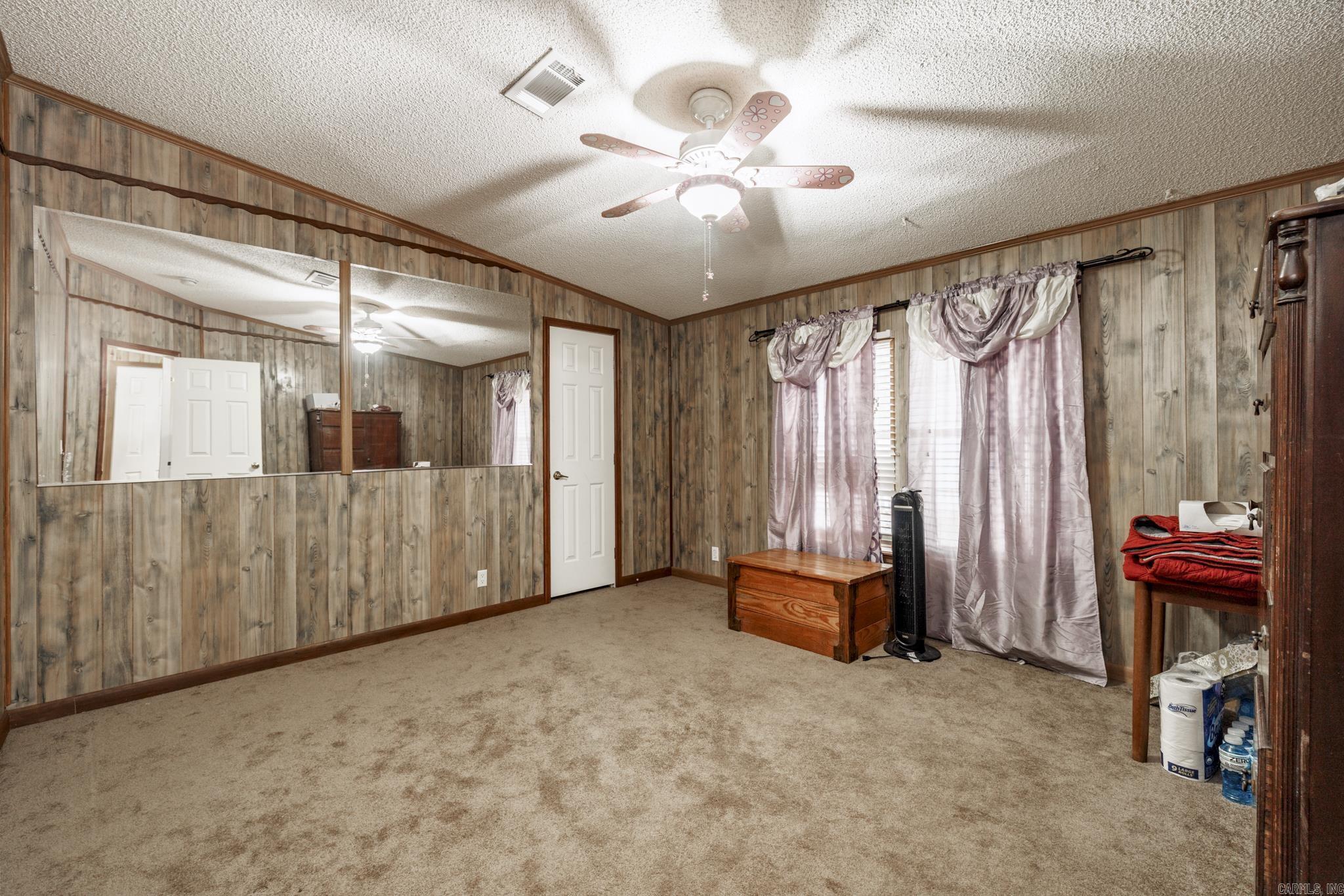 684 E Nix Rd  Rockport, AR