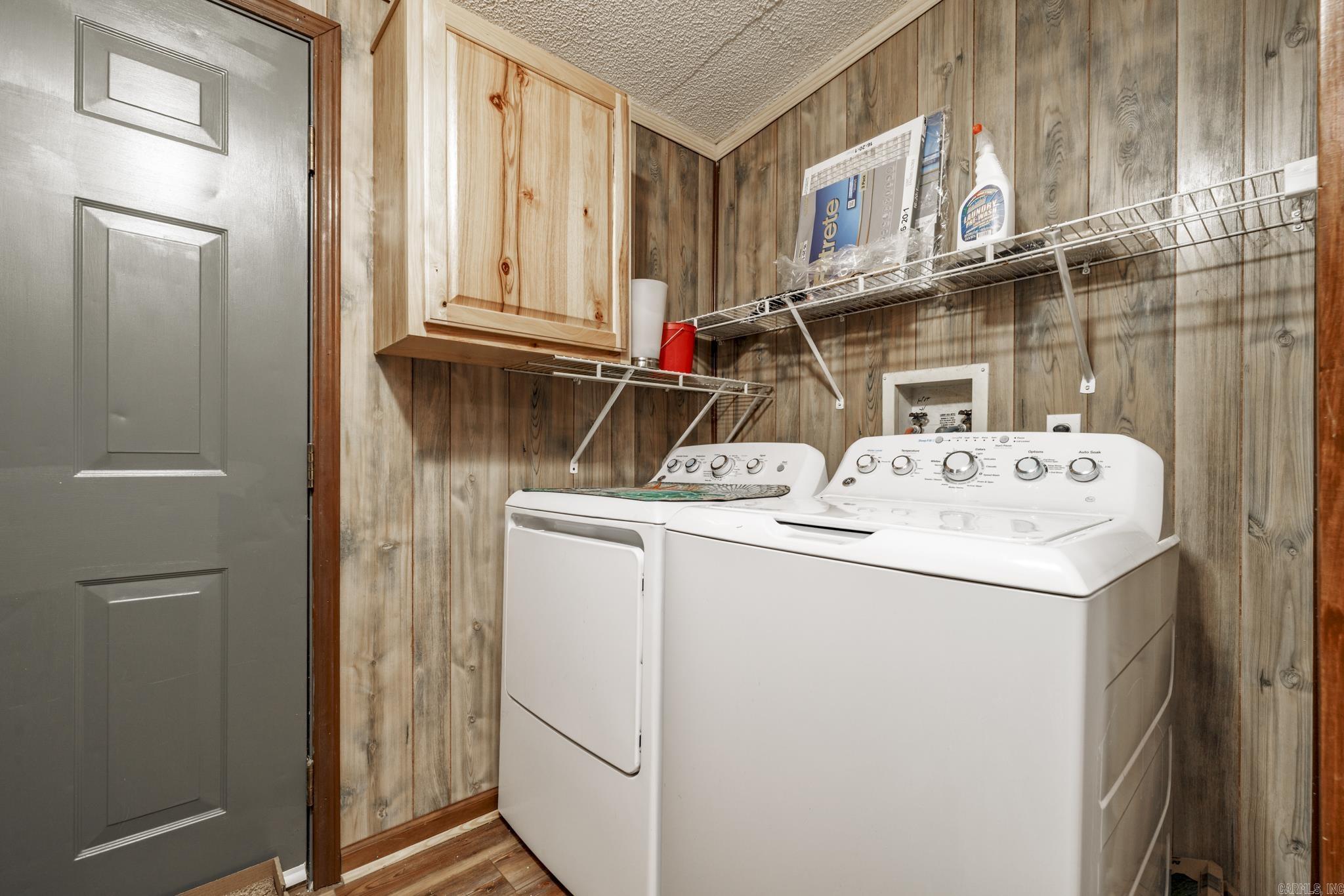 684 E Nix Rd  Rockport, AR