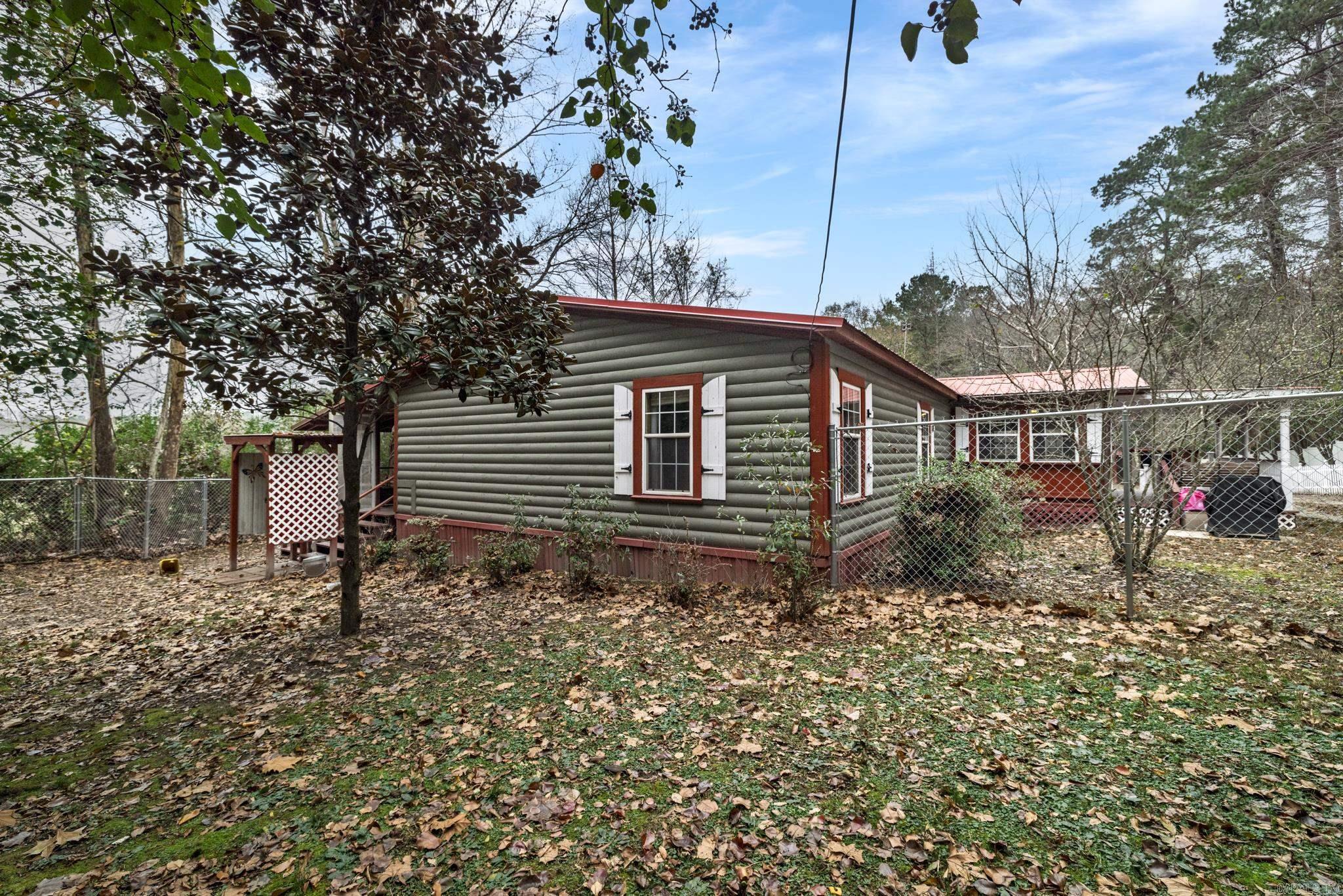 684 E Nix Rd  Rockport, AR