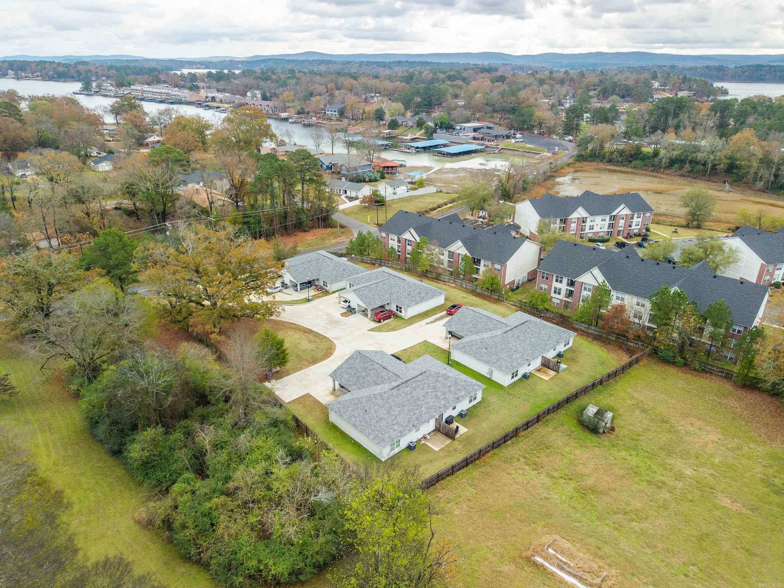 180 Lakeland Drive  Hot Springs, AR