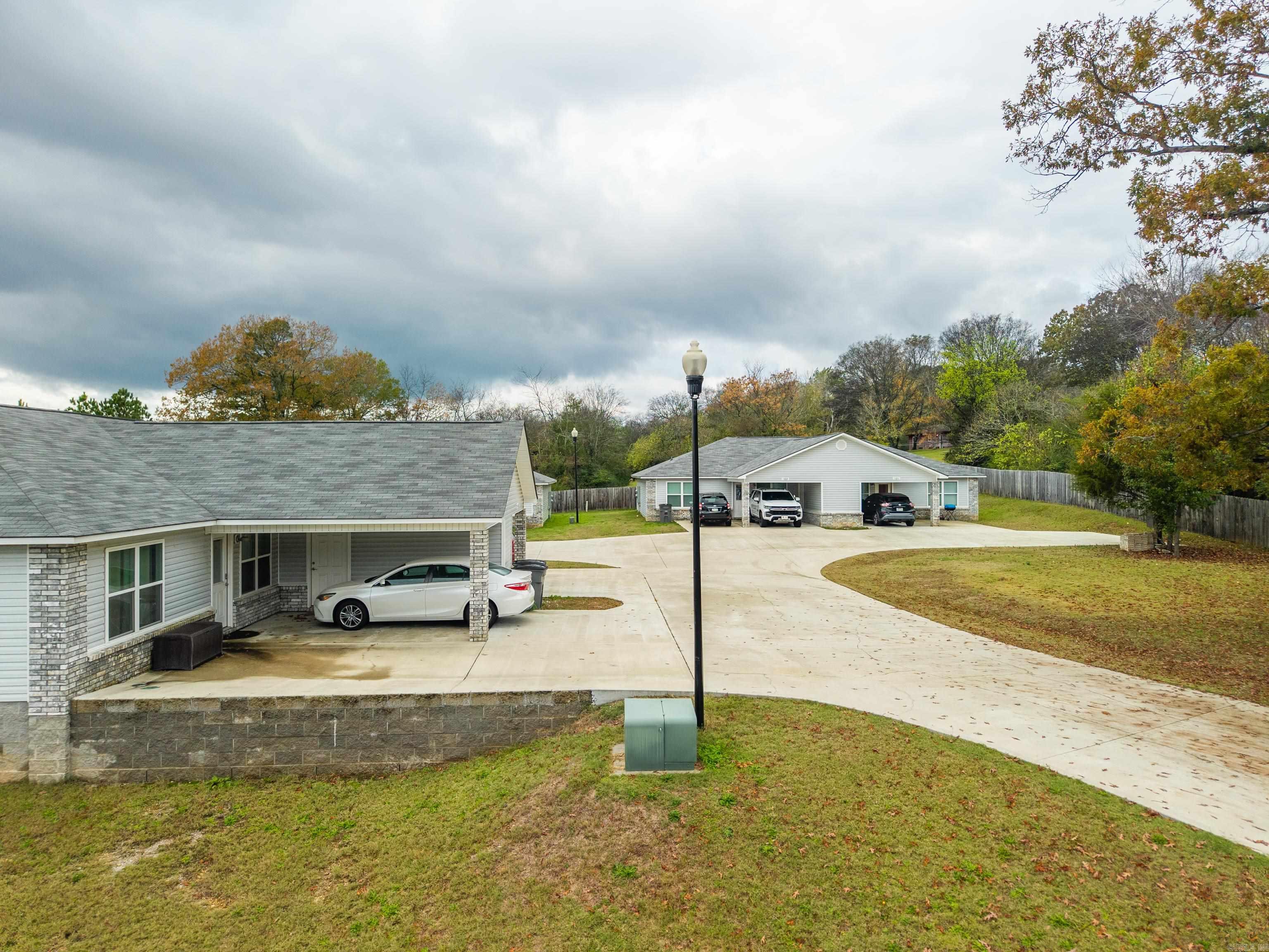 180 Lakeland Drive  Hot Springs, AR