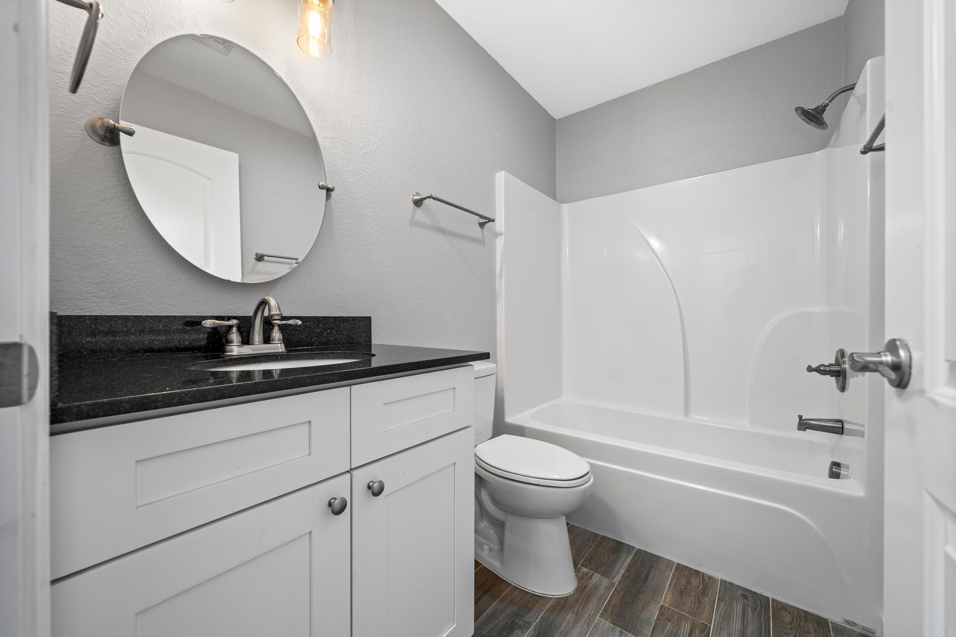 180 Lakeland Drive  Hot Springs, AR