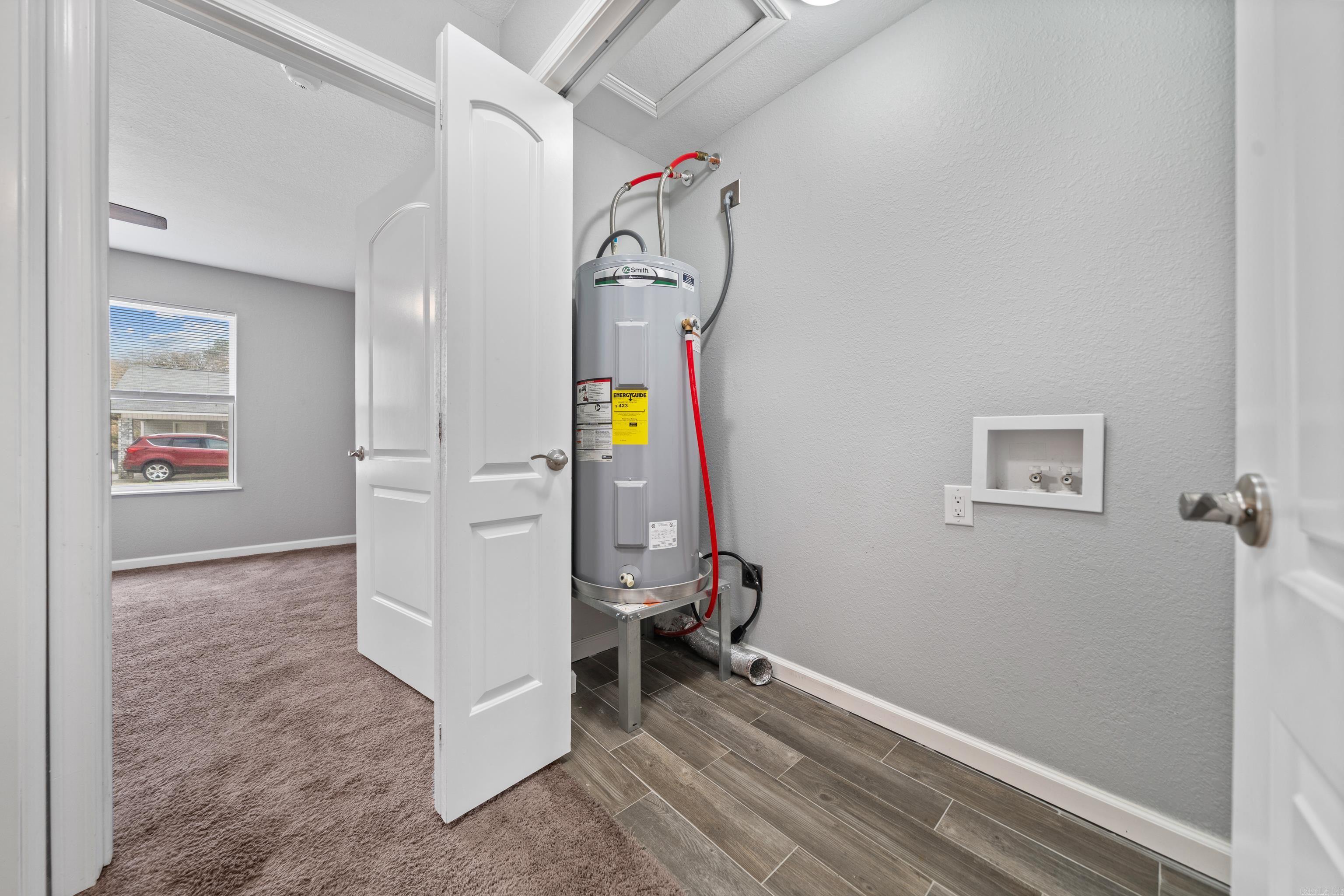 180 Lakeland Drive  Hot Springs, AR