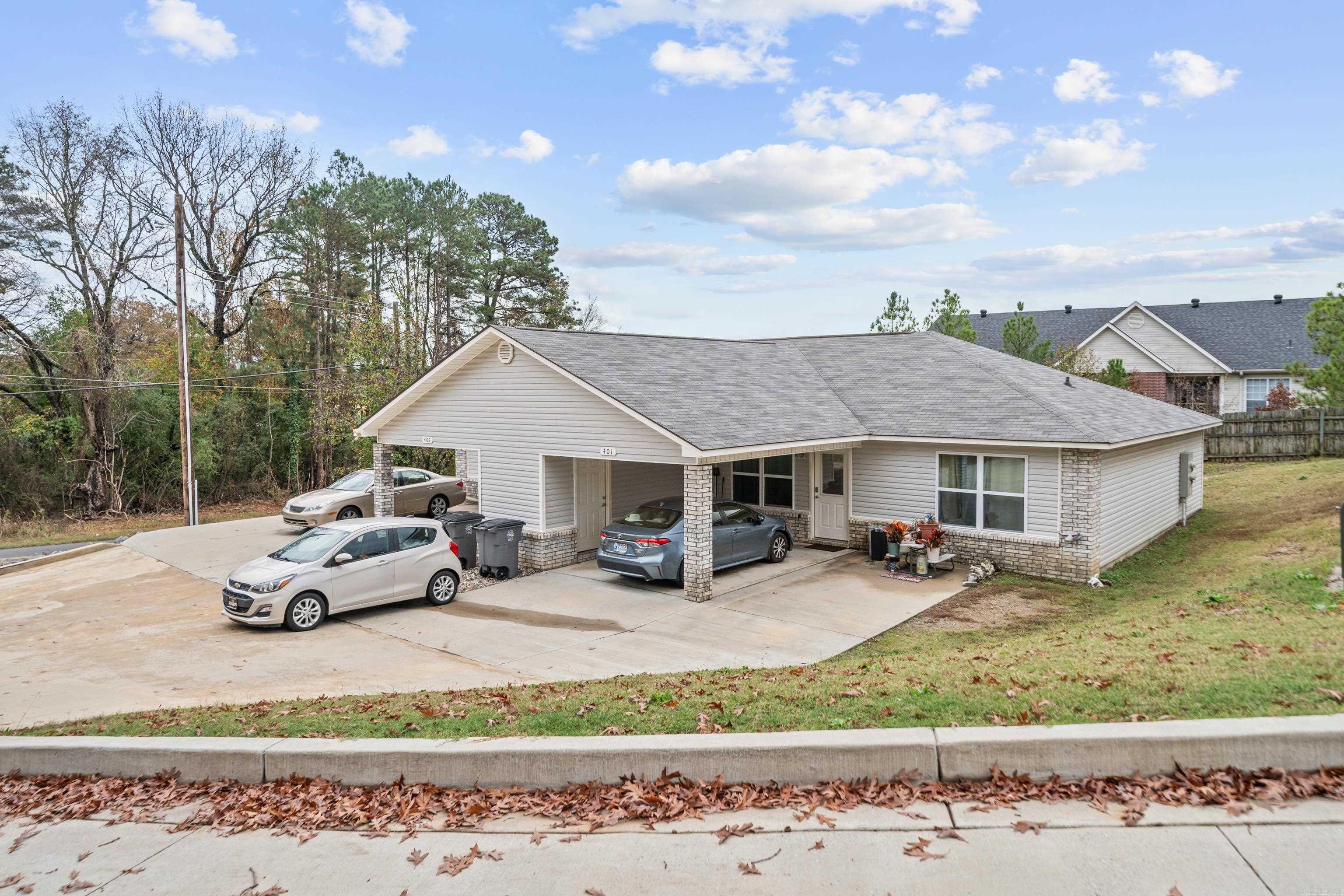 180 Lakeland Drive  Hot Springs, AR