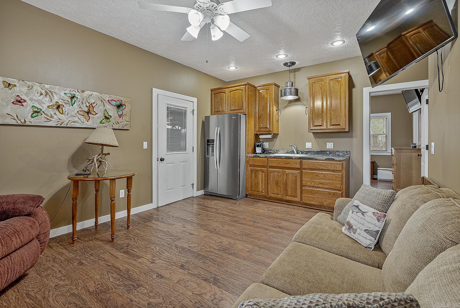 386 Cove Hollow  Henderson, AR