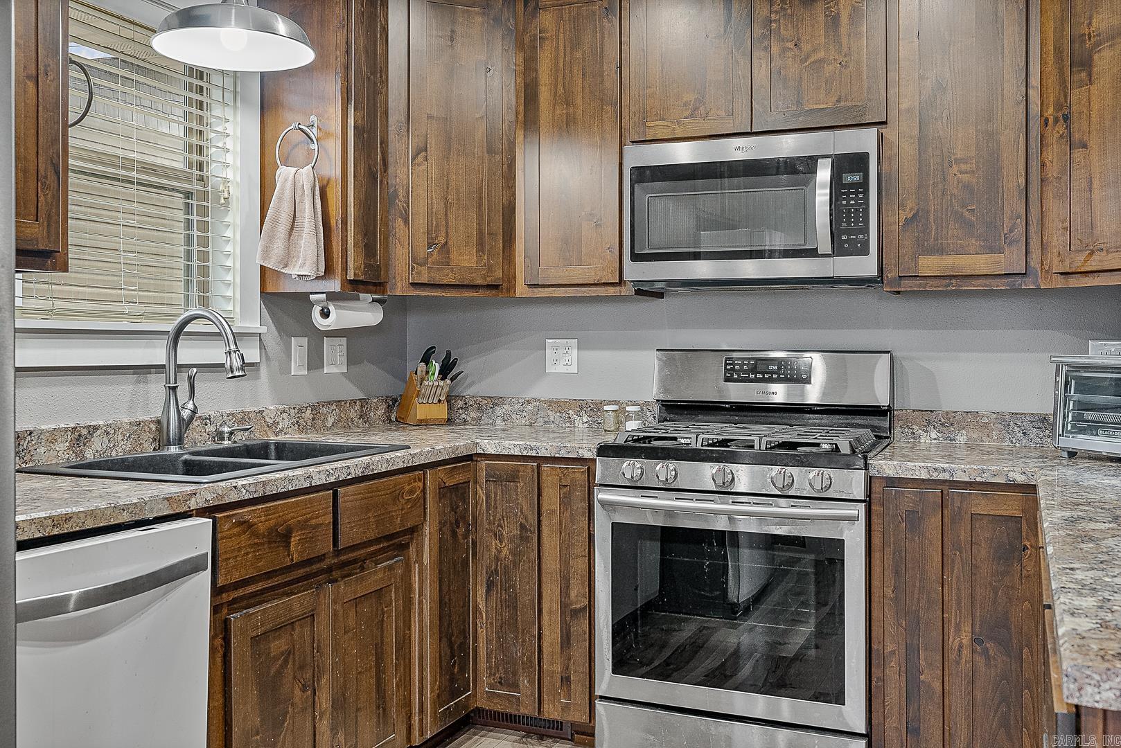 386 Cove Hollow  Henderson, AR