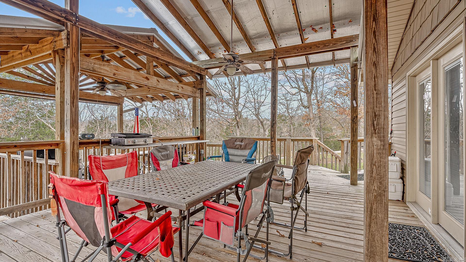 386 Cove Hollow  Henderson, AR
