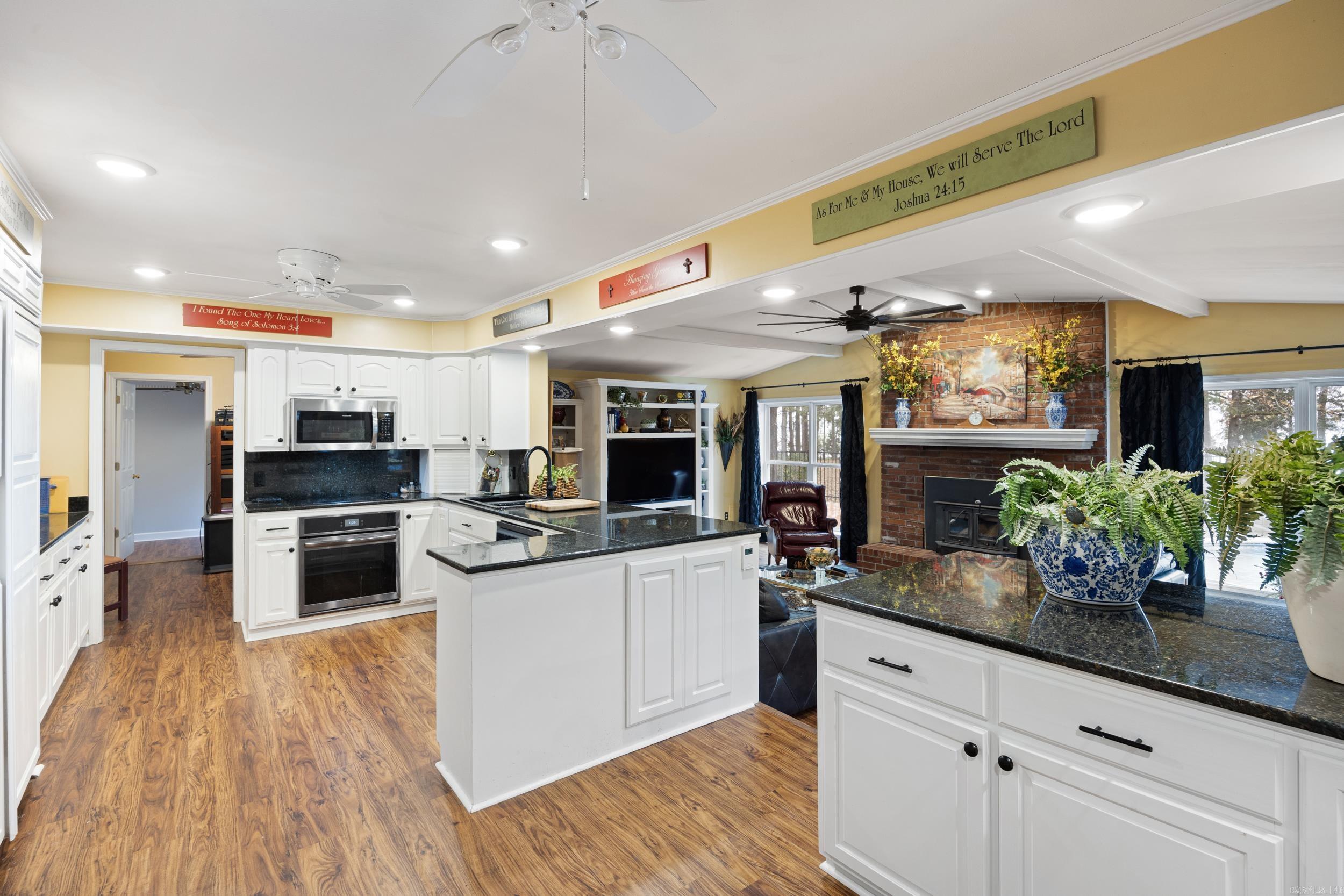 106 Walrock Shores  Russellville, AR