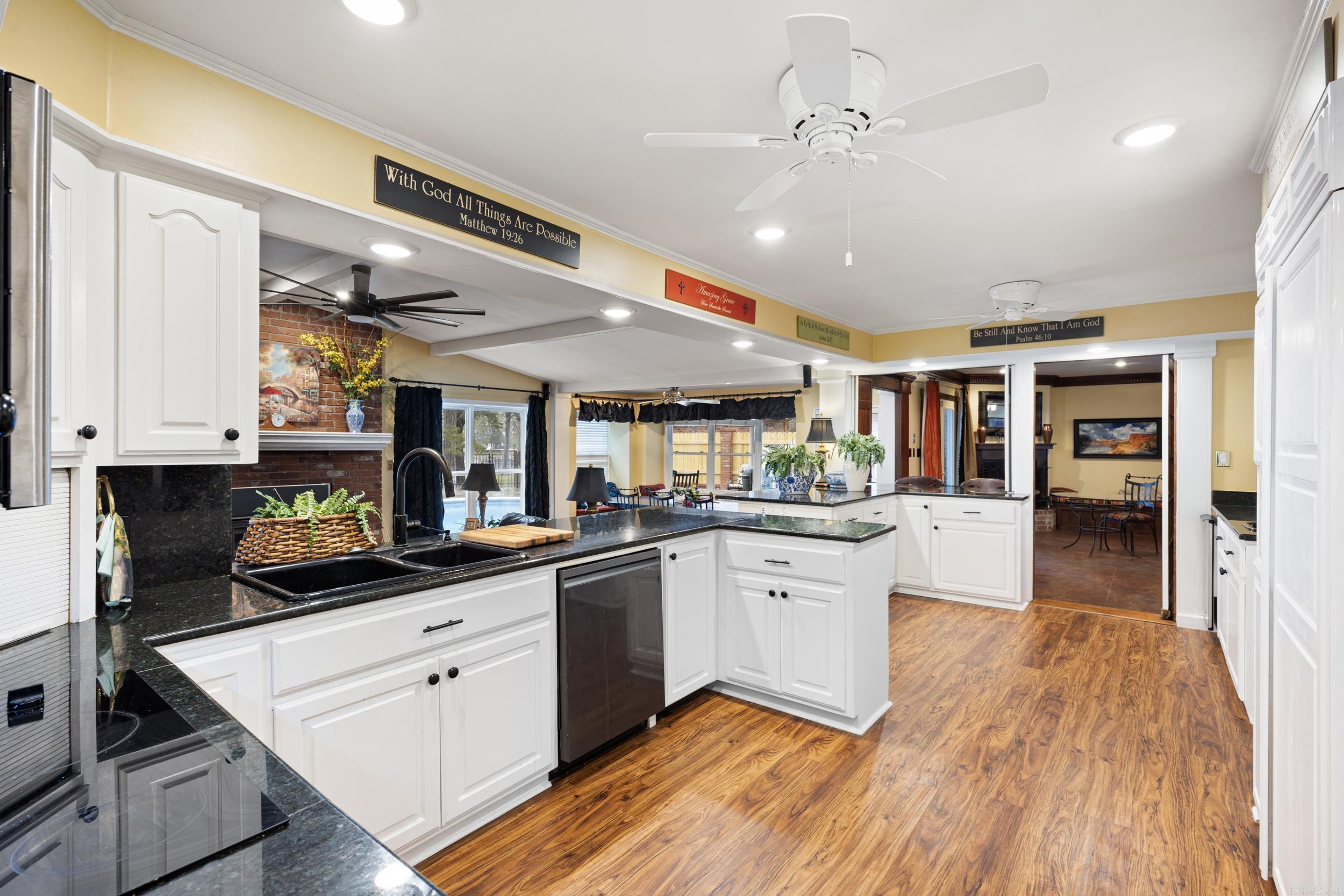 106 Walrock Shores  Russellville, AR