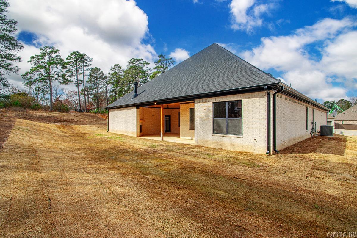 335 Arlington Park Dr  Hot Springs, AR