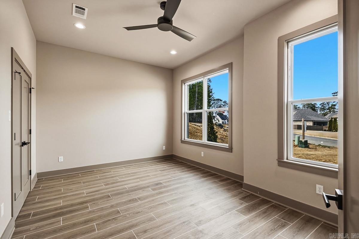 335 Arlington Park Dr  Hot Springs, AR