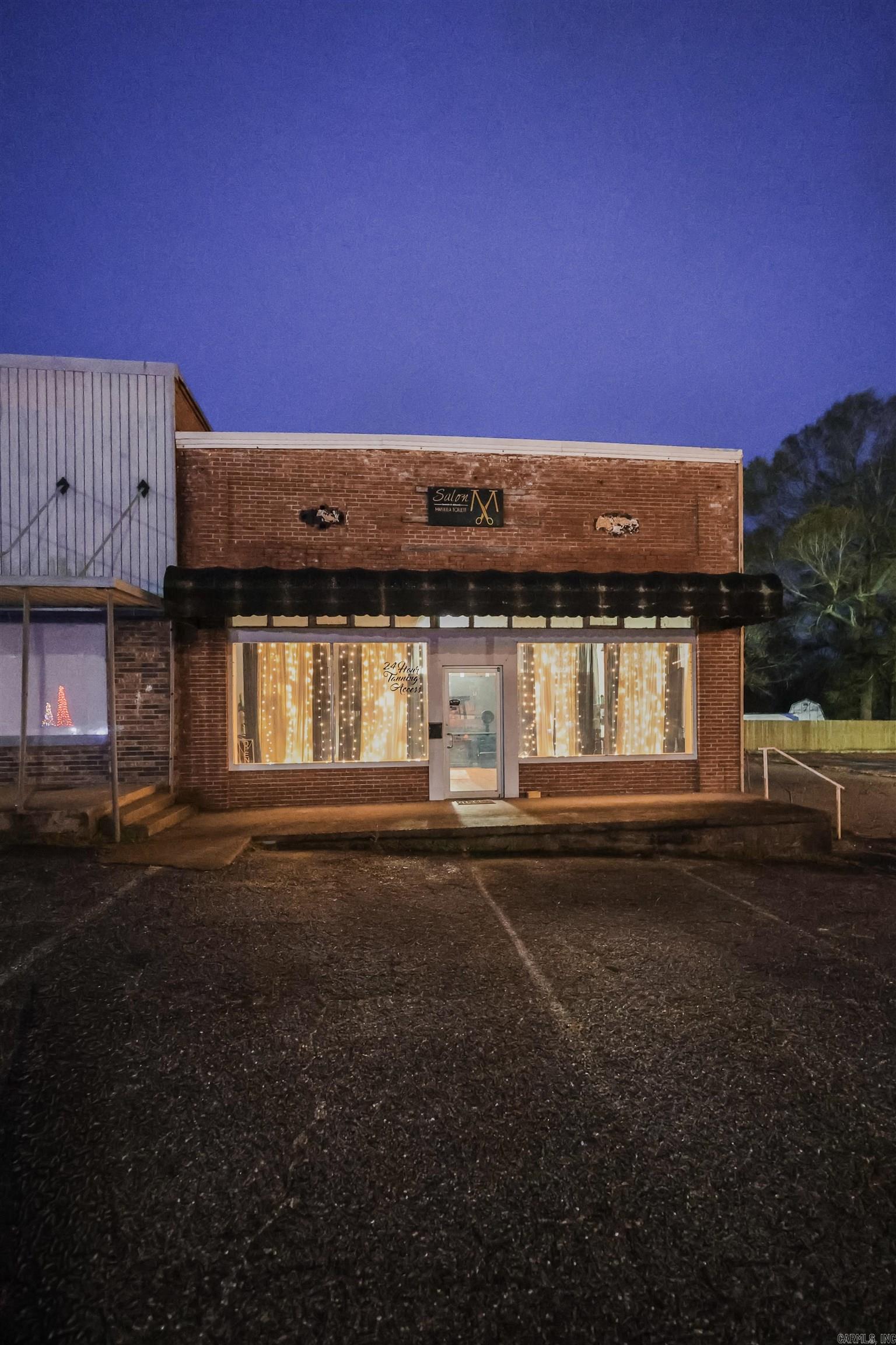 109 W Thompson  Amity, AR