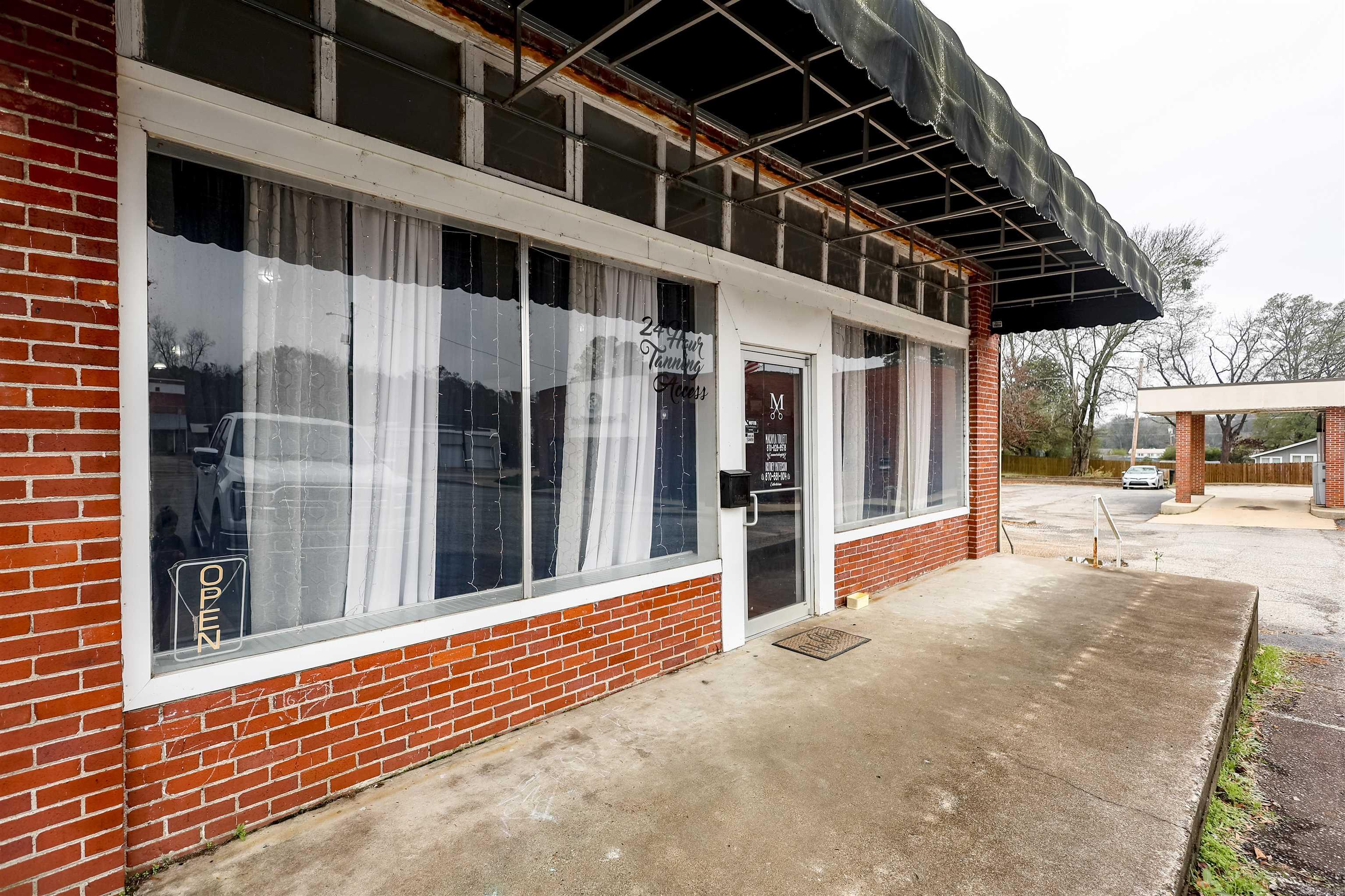 109 W Thompson  Amity, AR