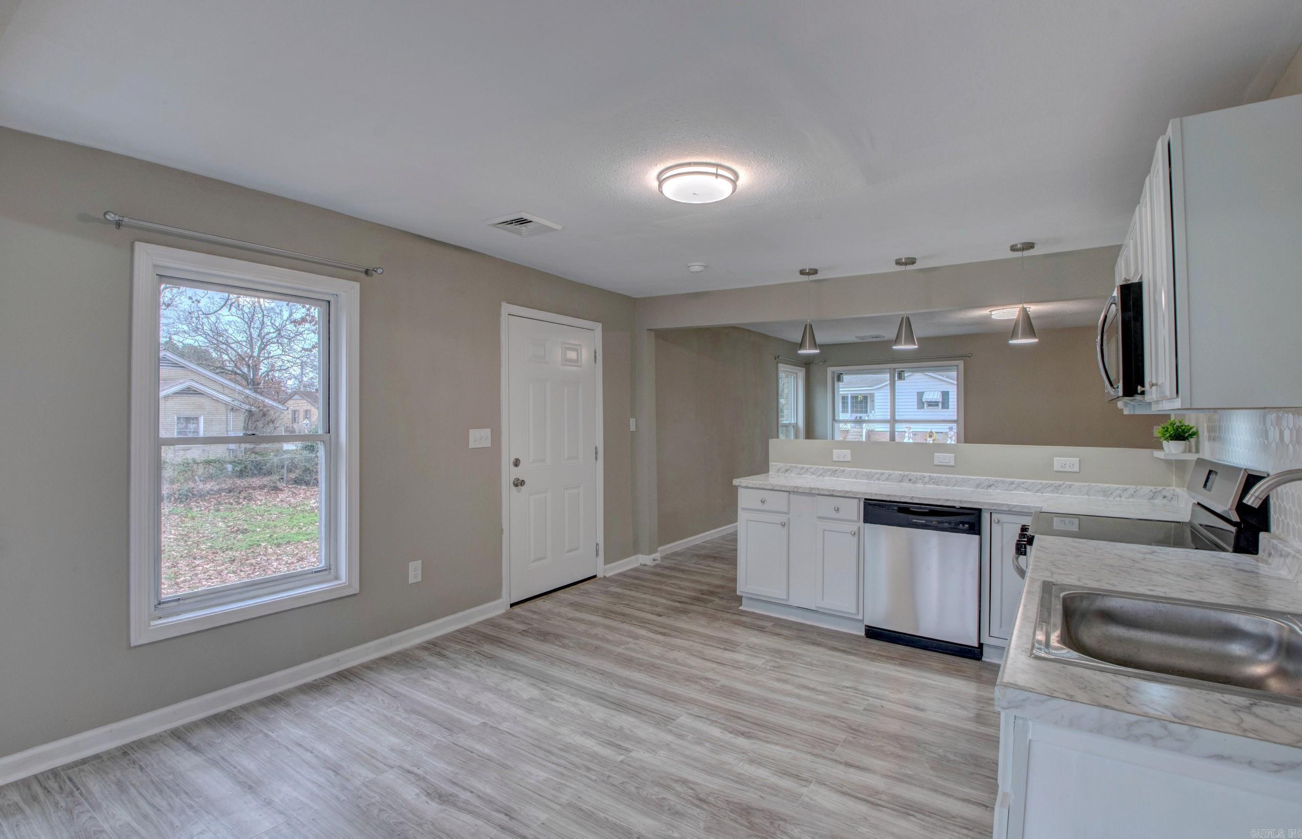 4920 E Willow  North Little Rock, AR