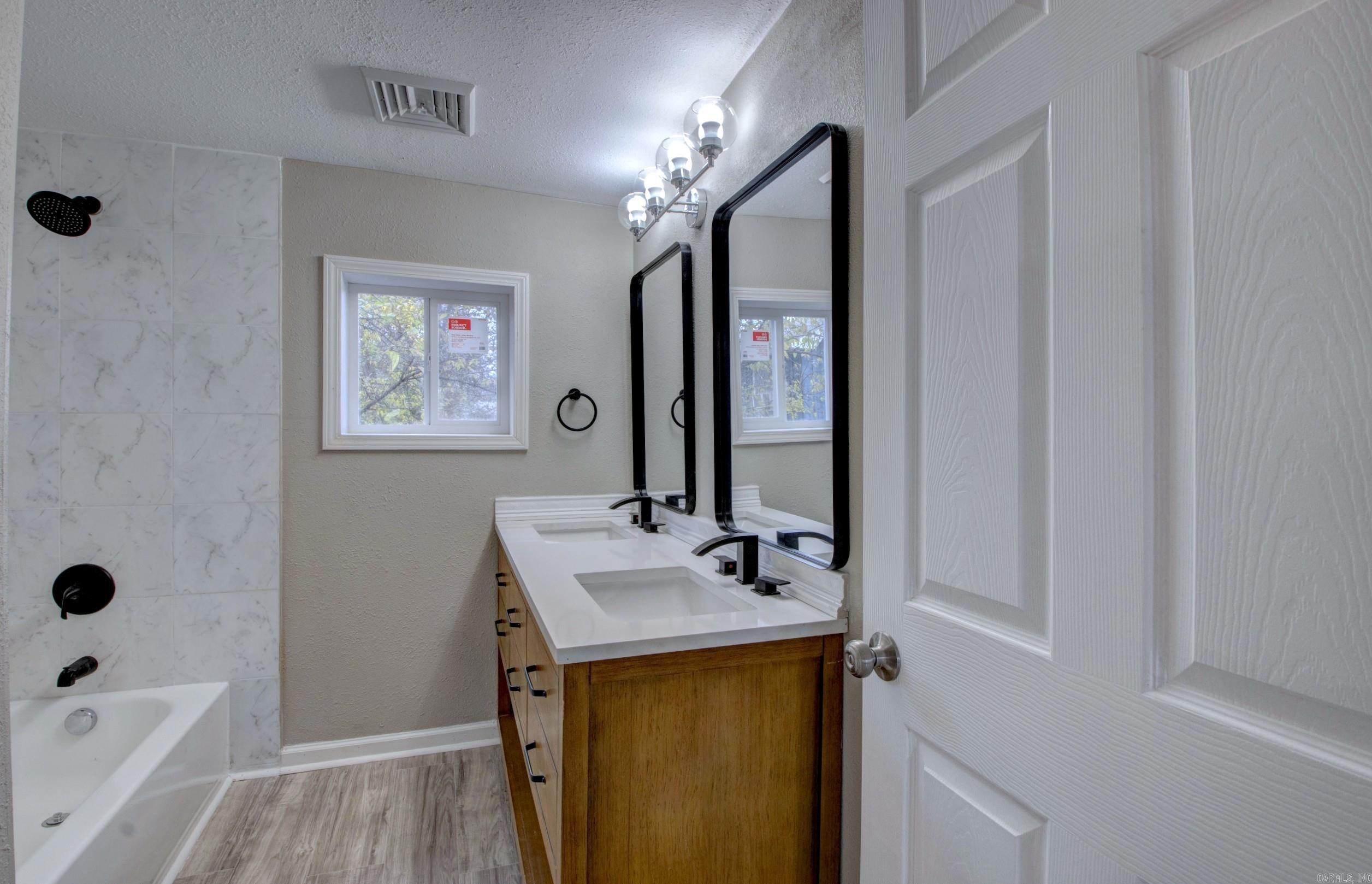 4920 E Willow  North Little Rock, AR