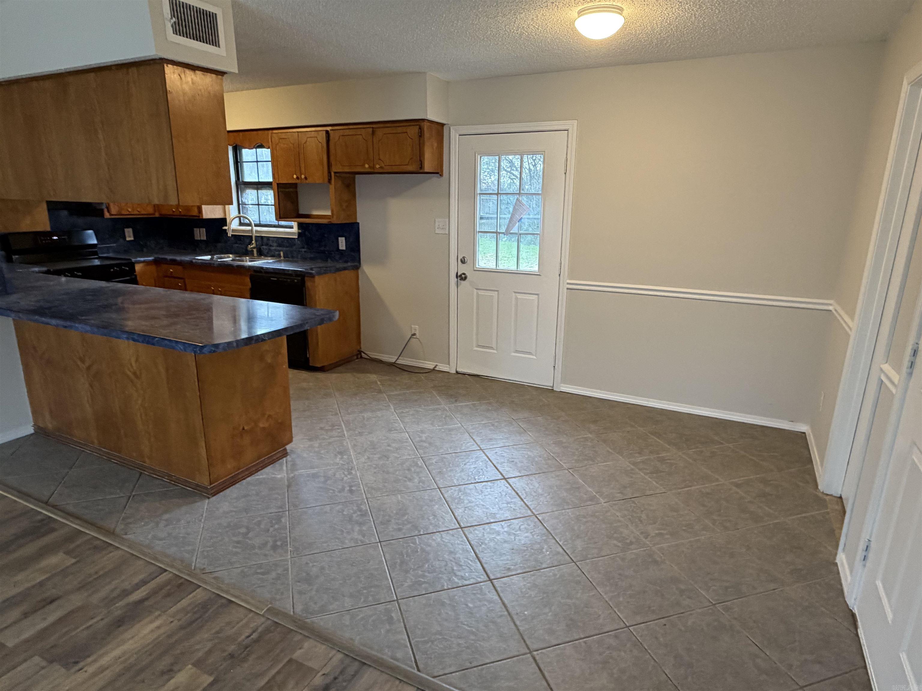 415 Wildwood  Perryville, AR