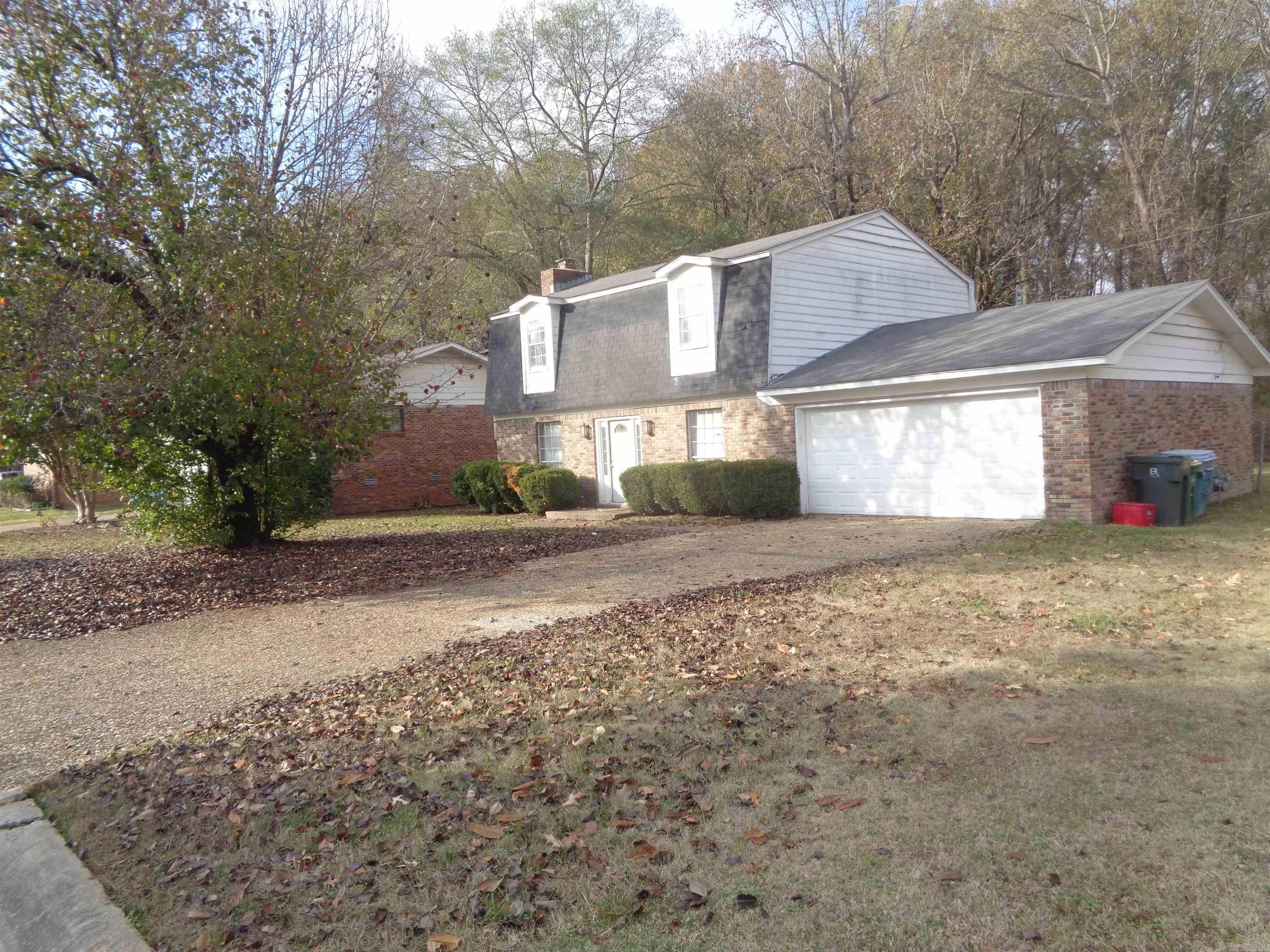 3 Renee  Little Rock, AR