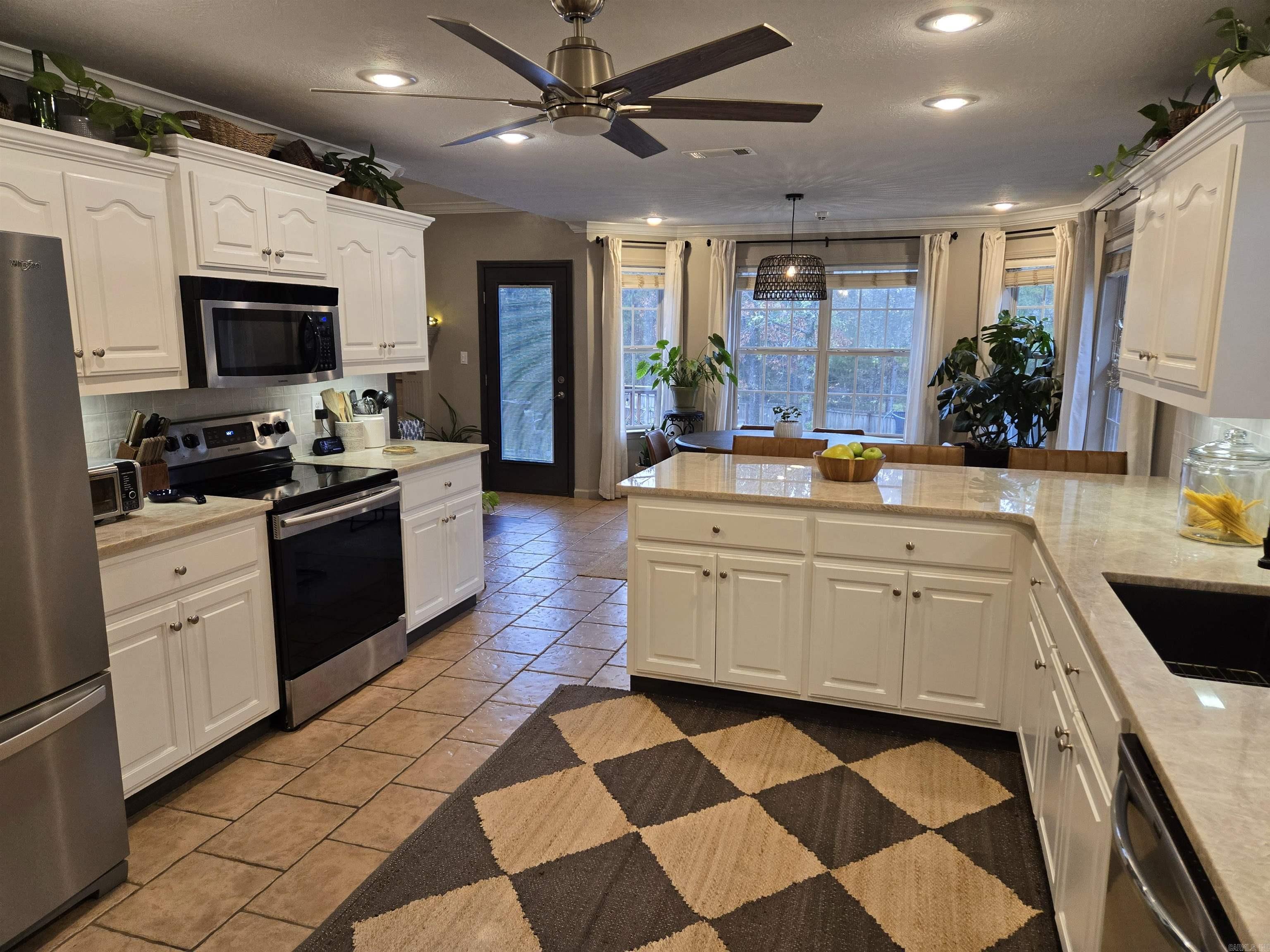 15 Mont Blanc  Maumelle, AR